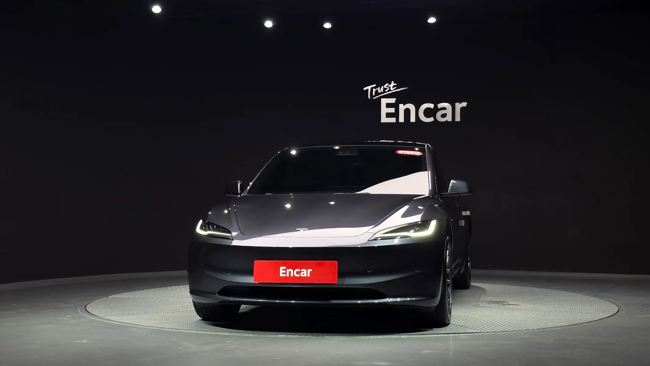 Tesla 3 RWD 2024 2/5