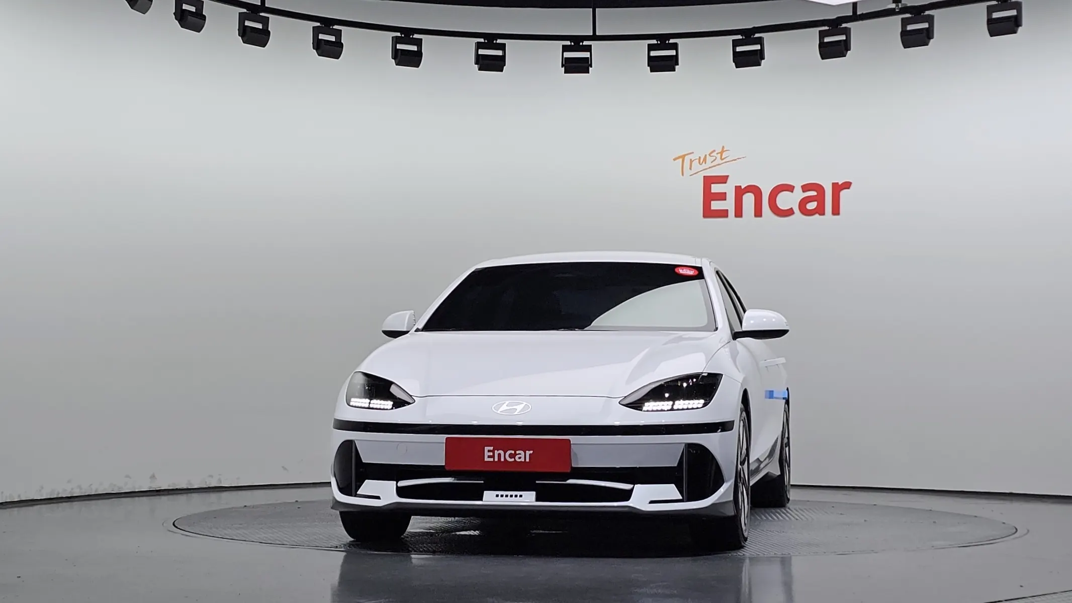 Hyundai Ioniq 6 2022 2/5