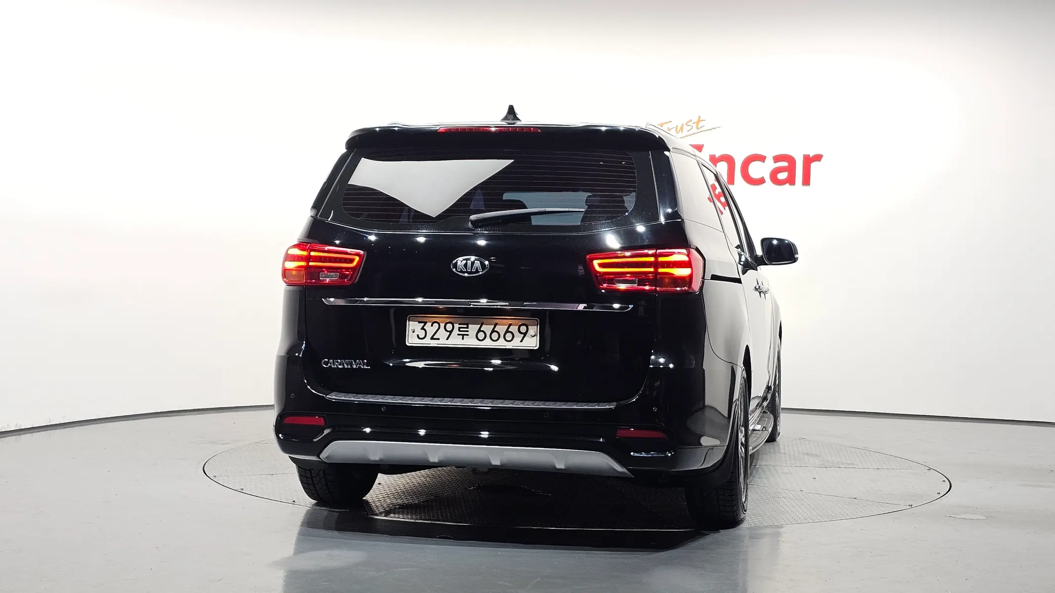 Kia 카니발 9 2018 3/5