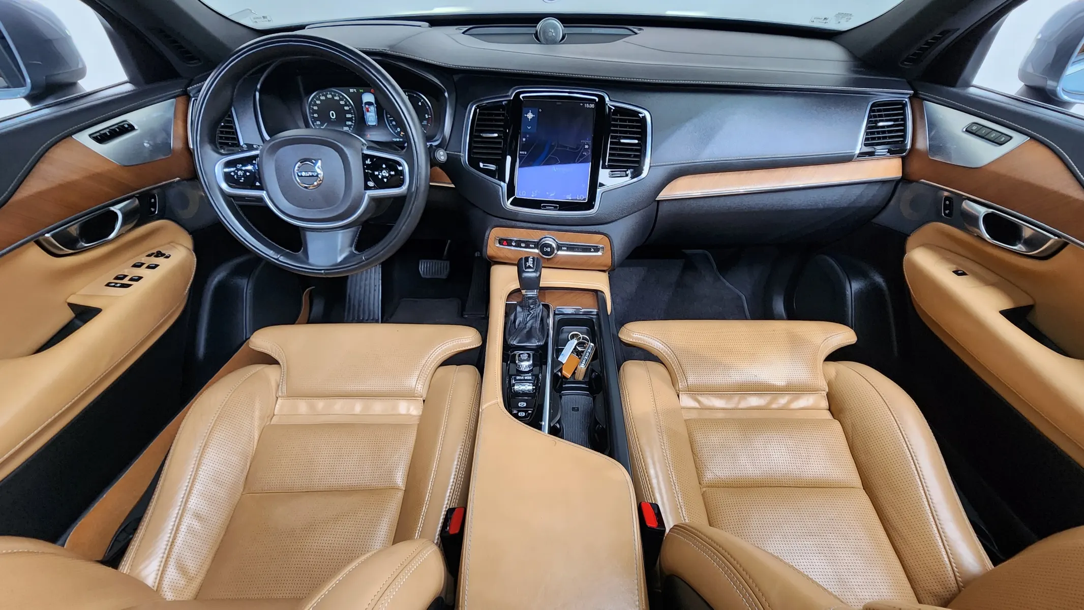 Volvo XC90 2 D5 2019 4/5