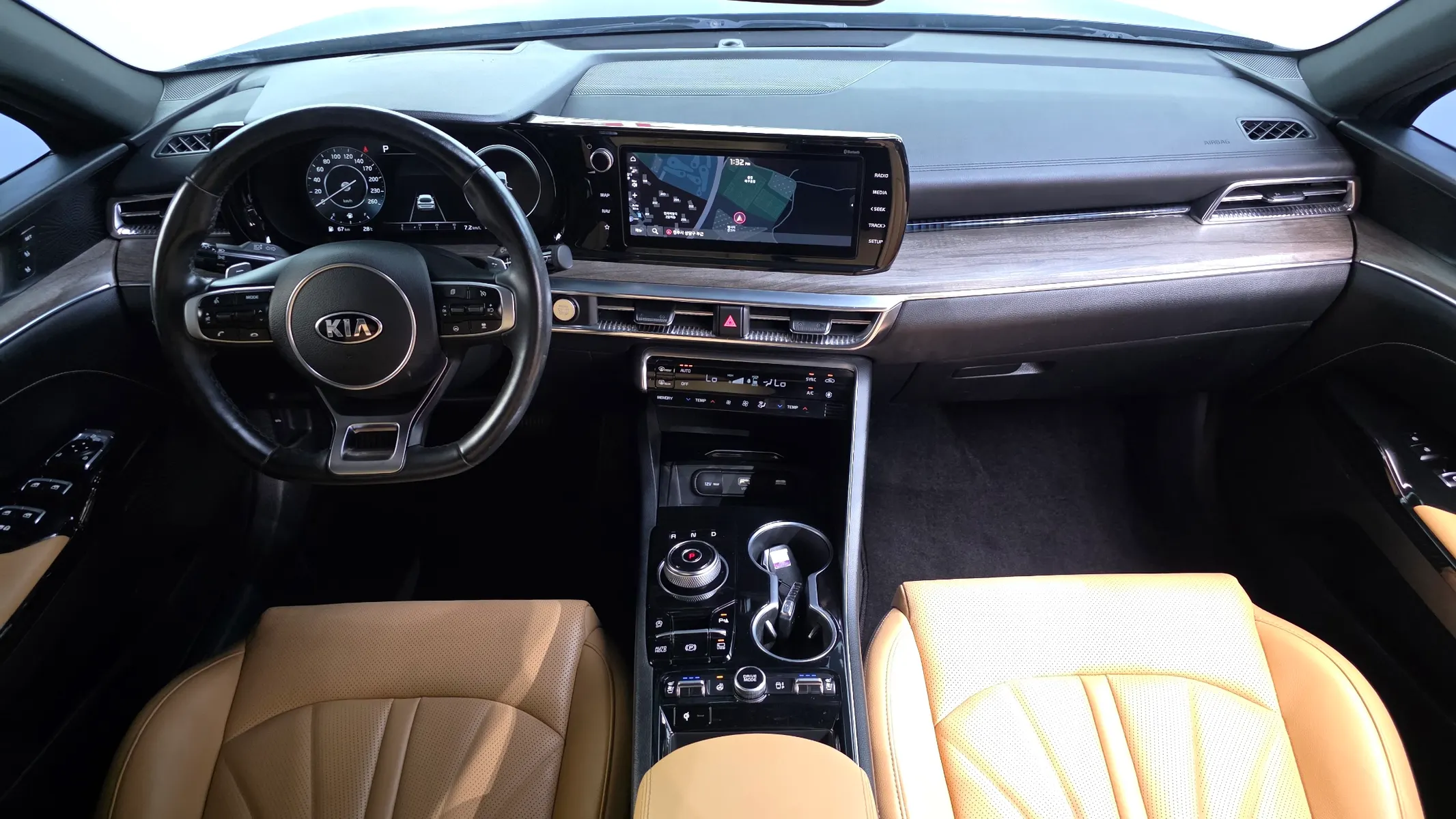 Kia K5 3 1.6 2021 4/5
