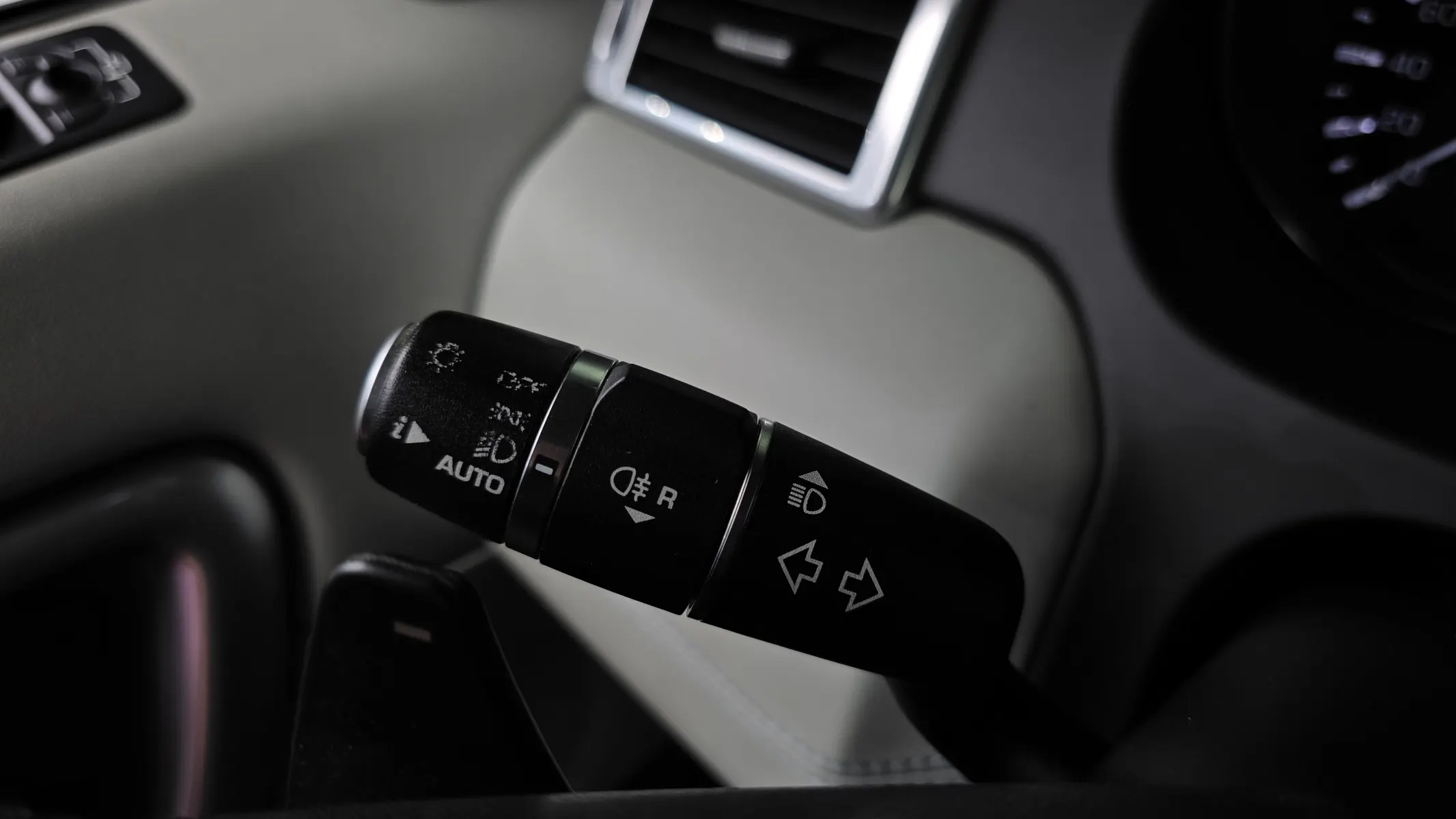 Land Rover 디스커버리 스포츠 2.0 TD4 SE 2016 32/33