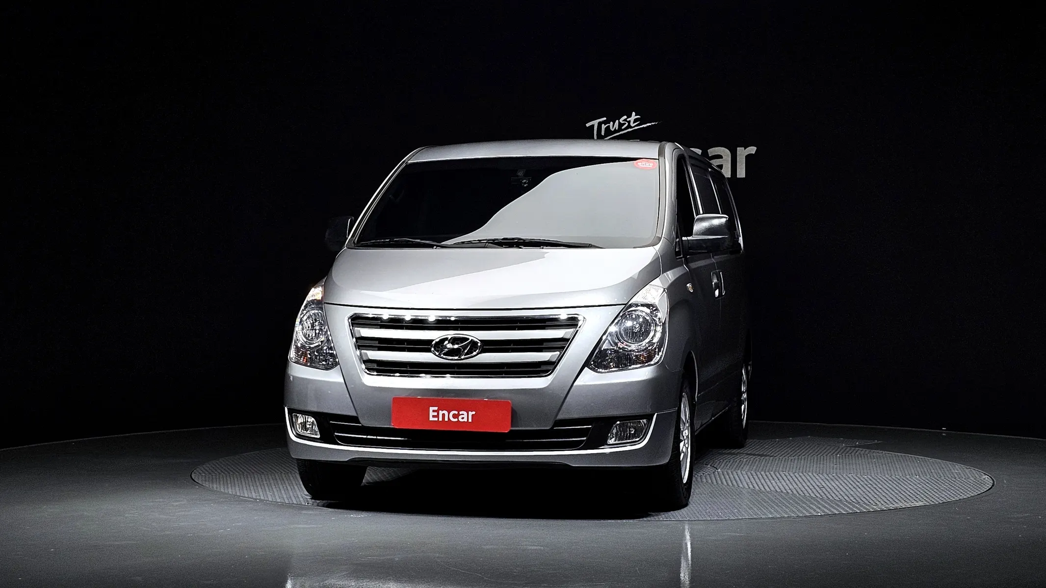 Hyundai Grand Starex 3 2016 3/38