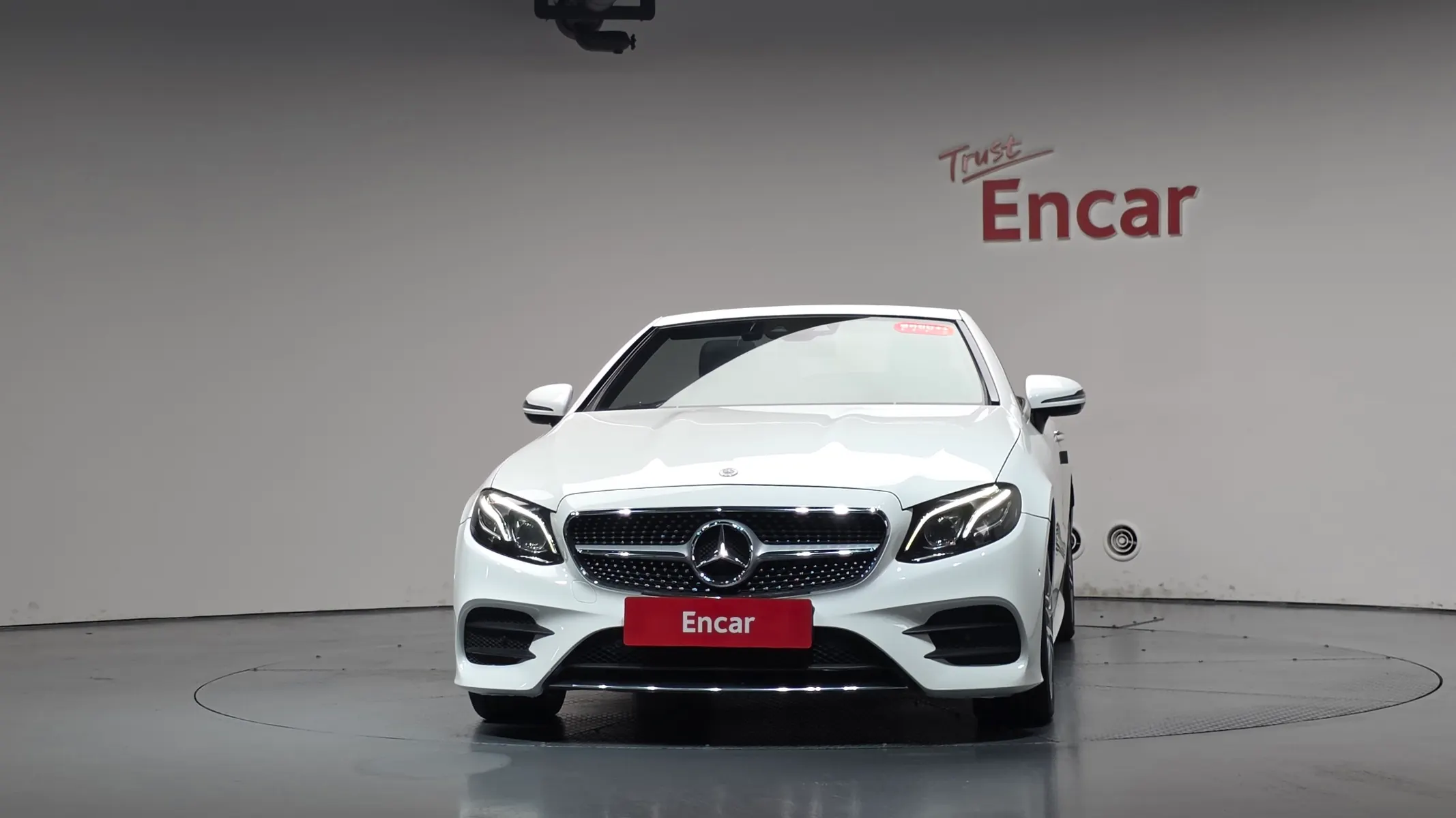 Mercedes-Benz E-Class W213 E220d 2019 2/33