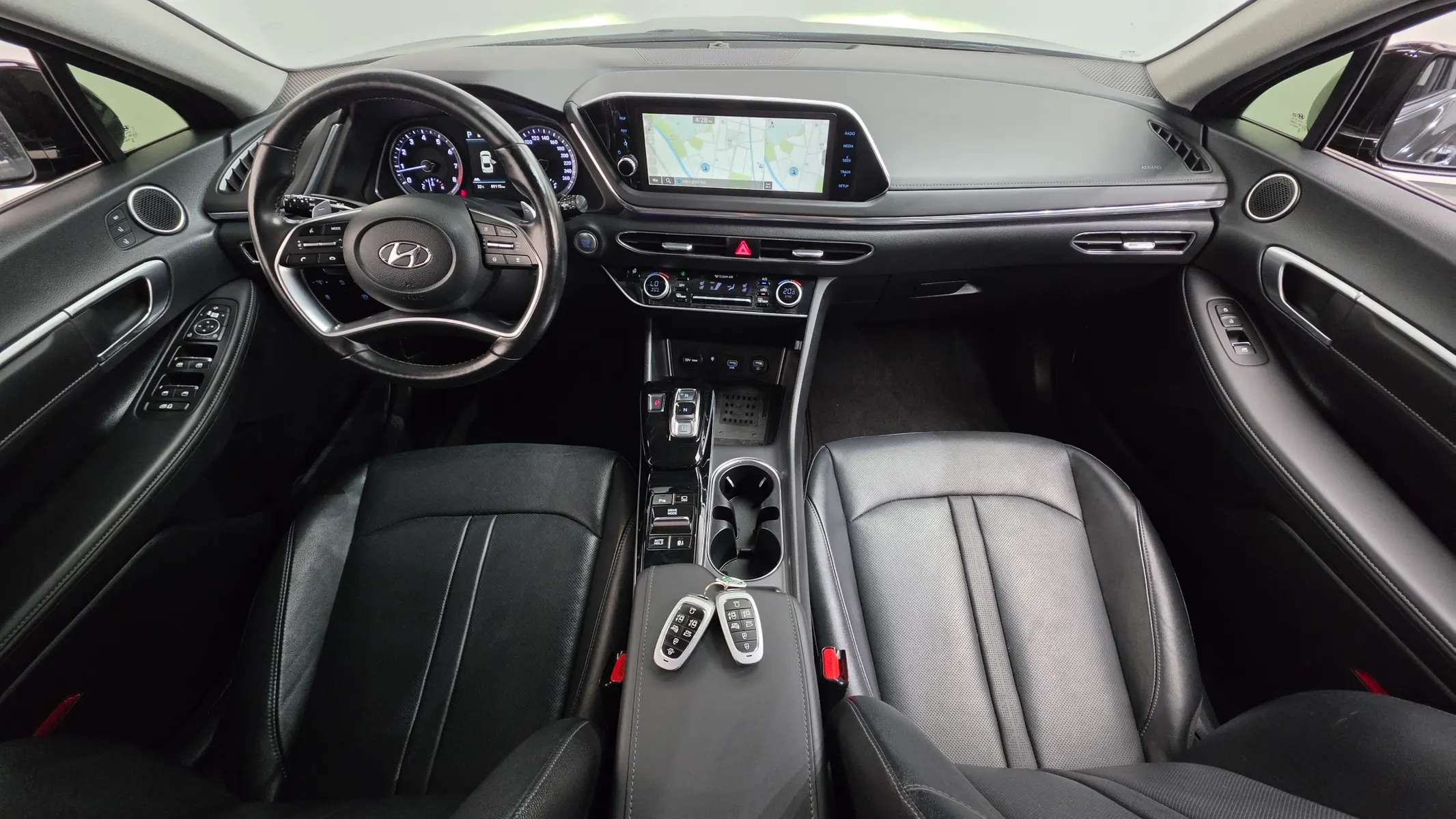 Hyundai (DN8) 2.0 2022 4/5