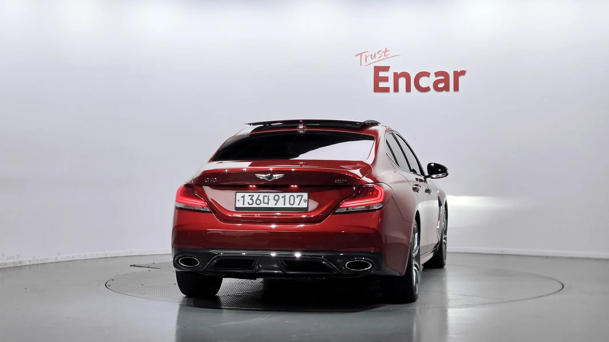 Genesis G70 2.0T 2019 3/5
