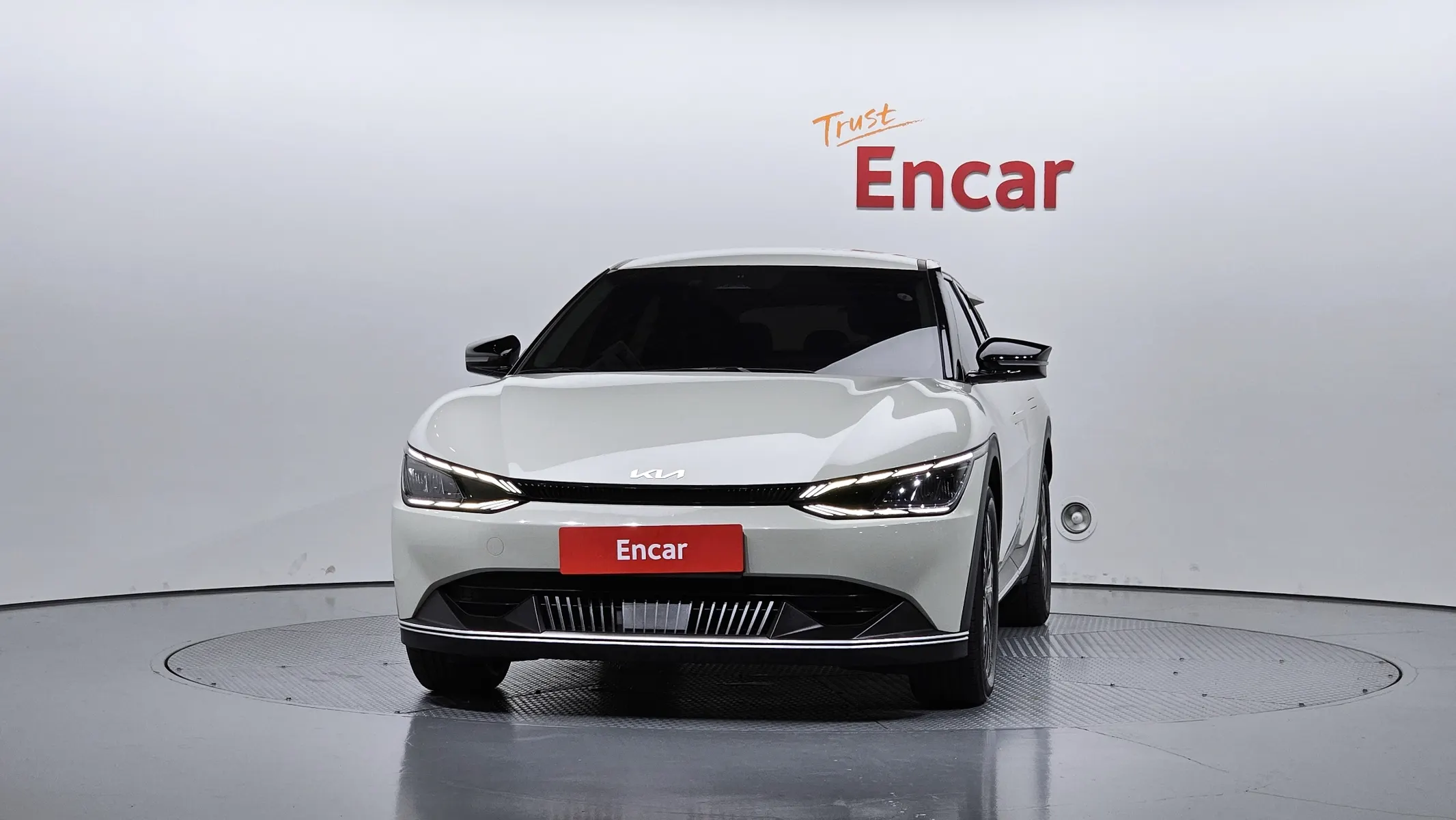 Kia EV6 2021 2/5