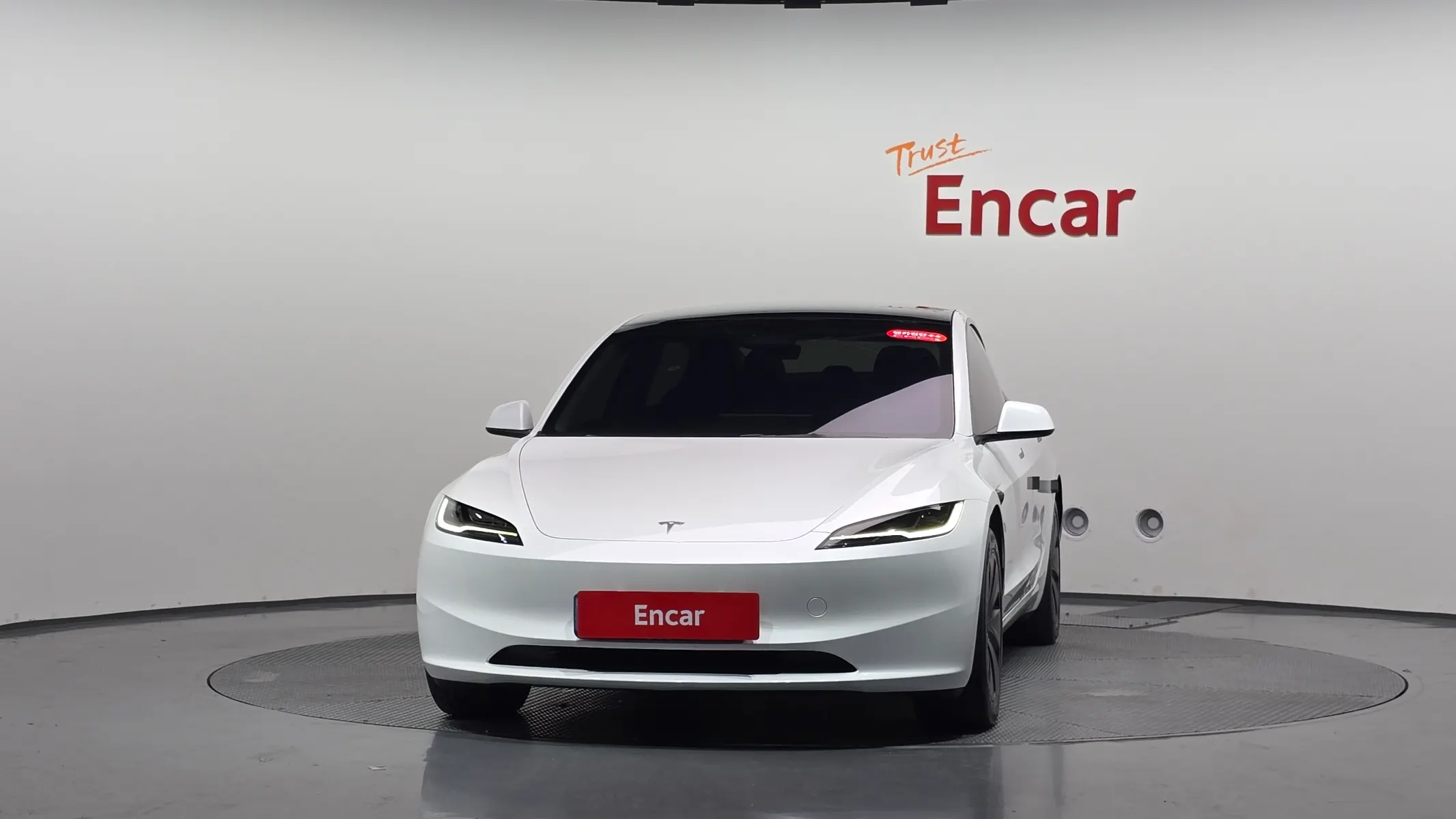 Tesla 3 AWD 2024 2/5