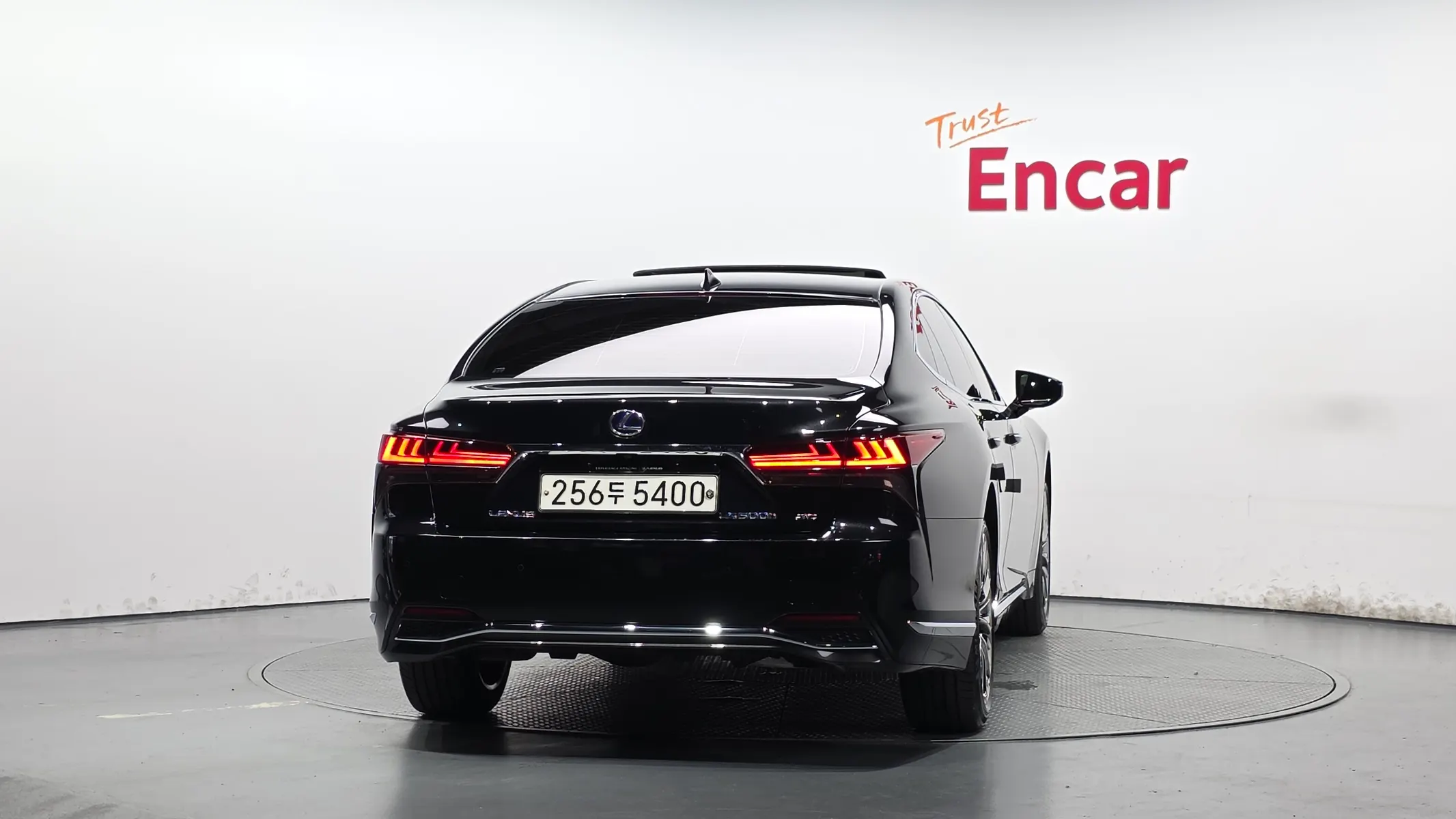 Lexus LS500h 5 3.5 AWD 2021 3/5