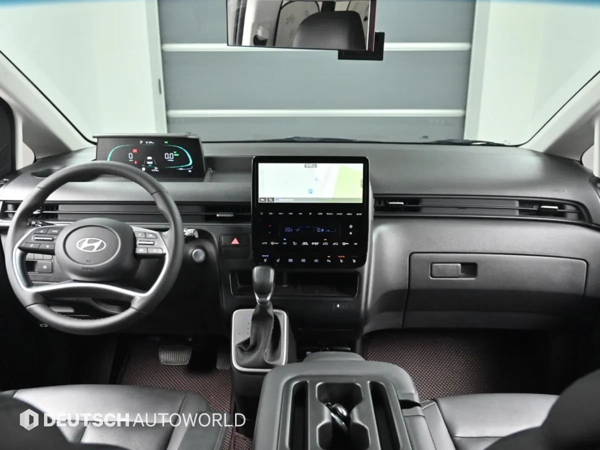Hyundai Staria HEV 1.6 11 2025 4/5
