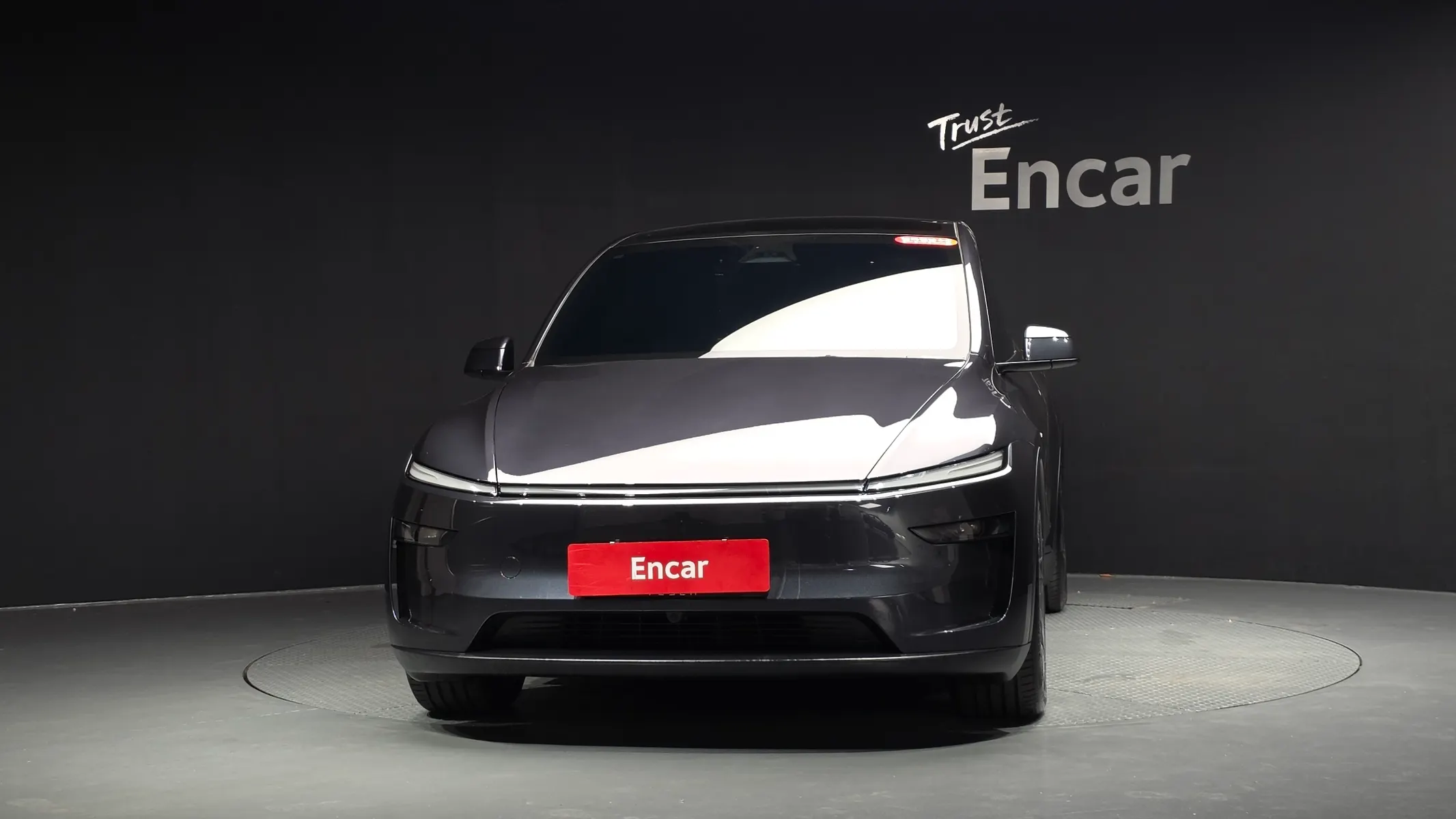 Tesla Y L AWD 2026 2/5