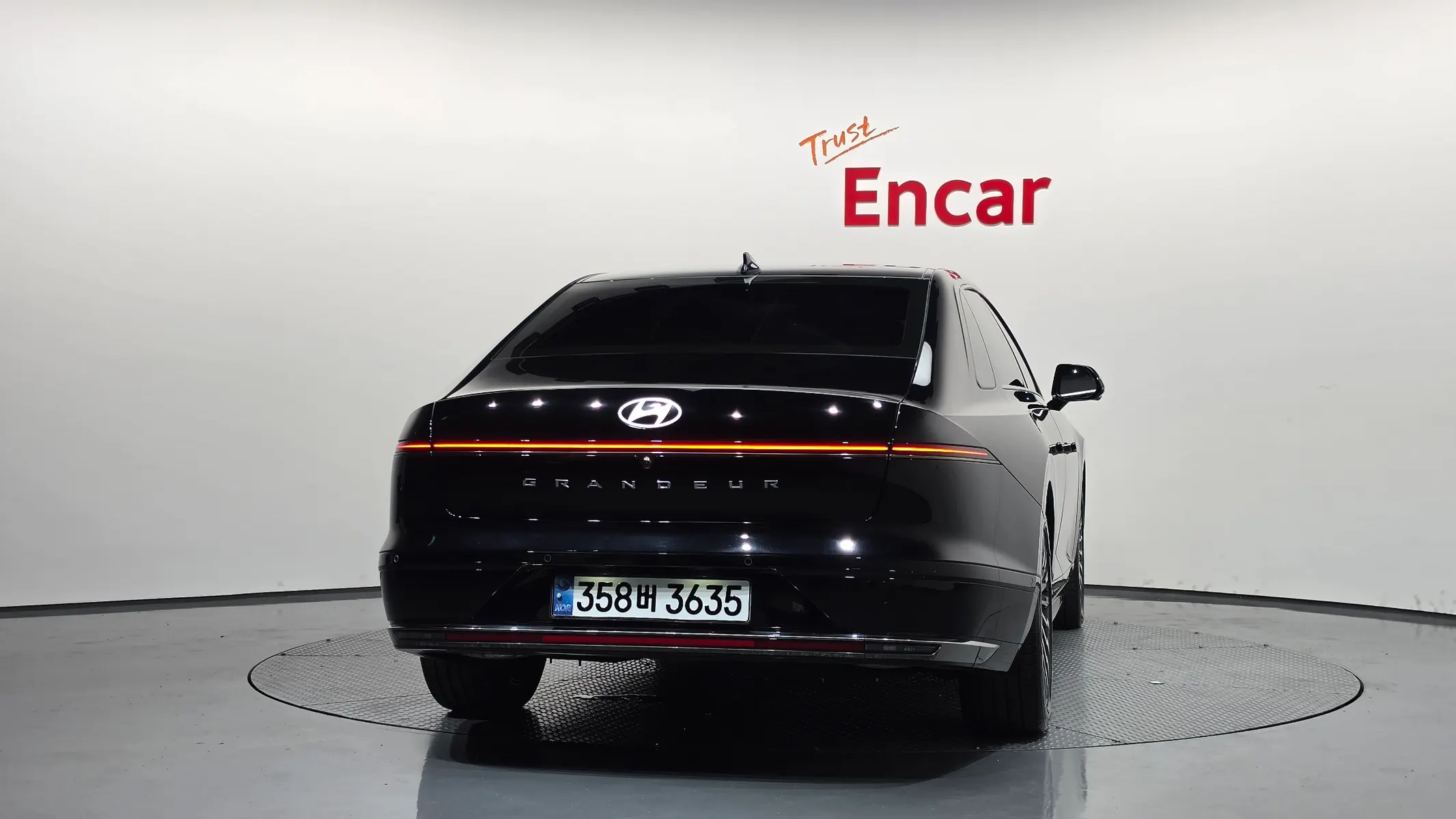 Hyundai (GN7) 2024 3/5