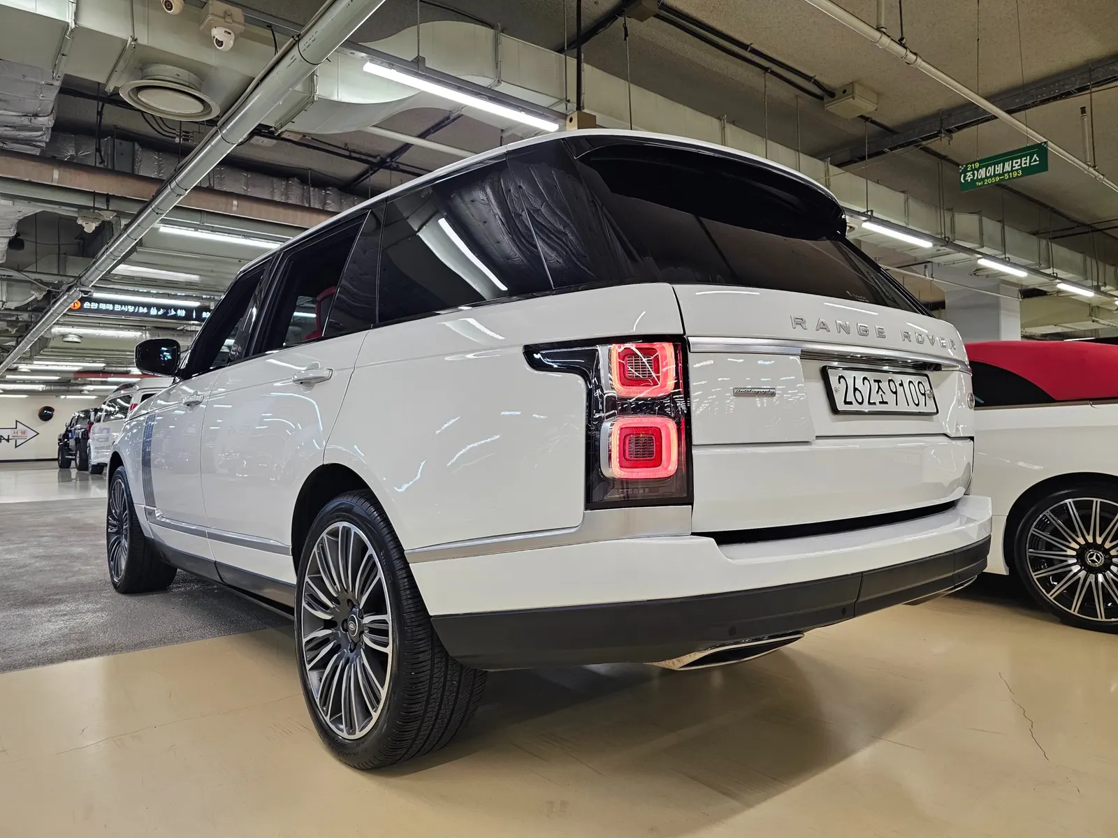 Land Rover 4 5.0 SC AB LWB 2019 2/21