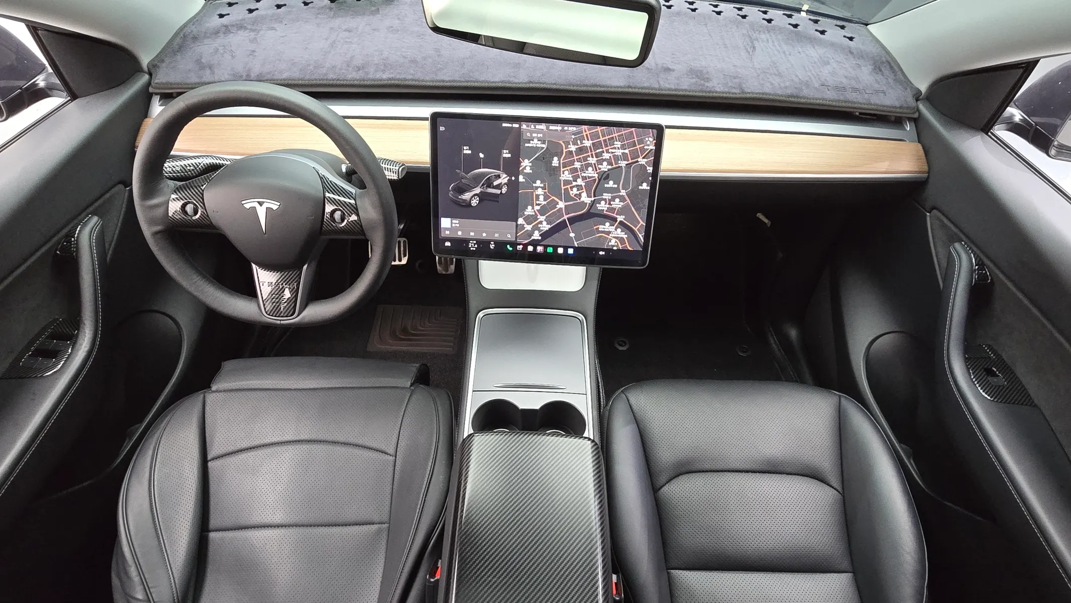 Tesla Y RWD 2021 4/5