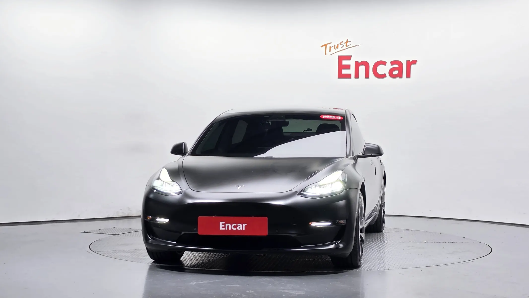 Tesla 3 AWD 2021 2/5