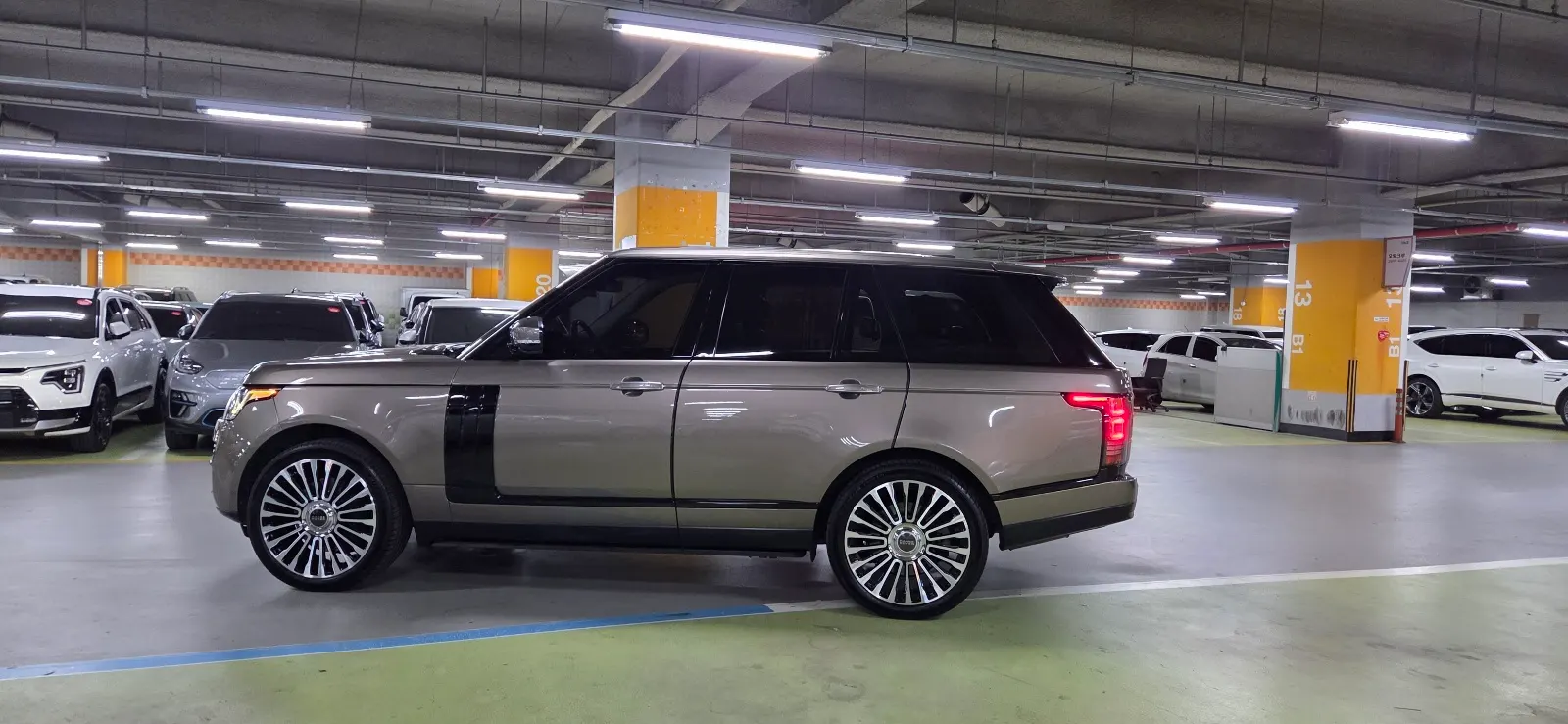Land Rover 4 5.0 SC AB 2016 3/27