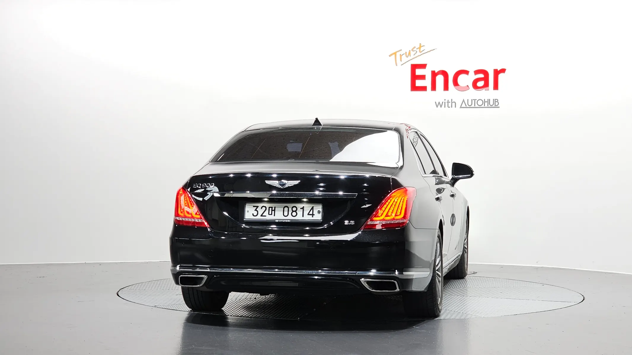 Genesis EQ900 3.8 GDI 2016 3/5