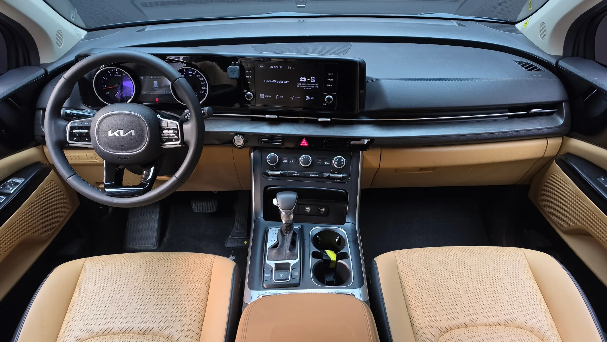 Kia Carnival 9 2022 4/5