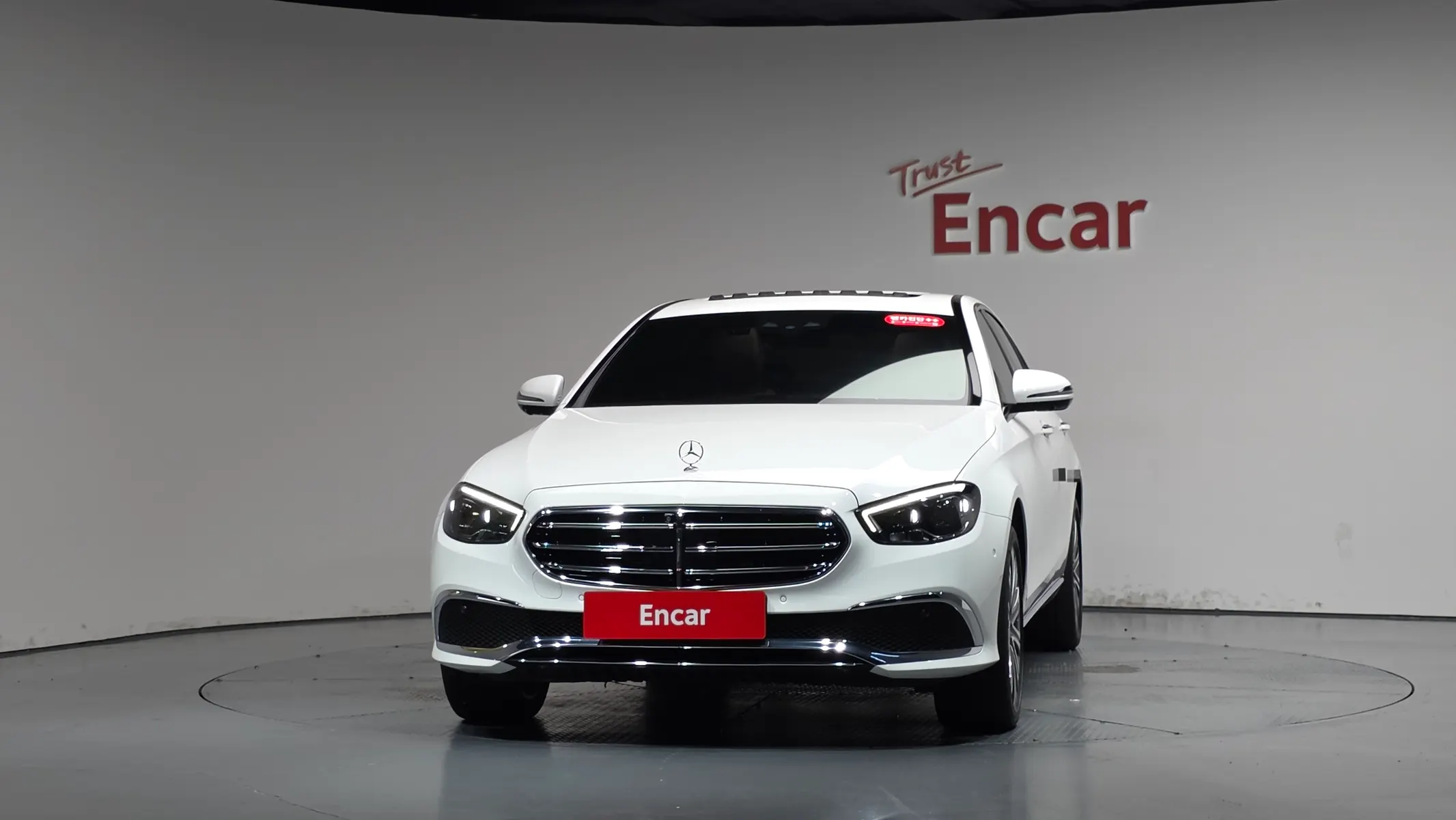 Mercedes-Benz E-Class W213 E350 4MATIC 2023 2/39