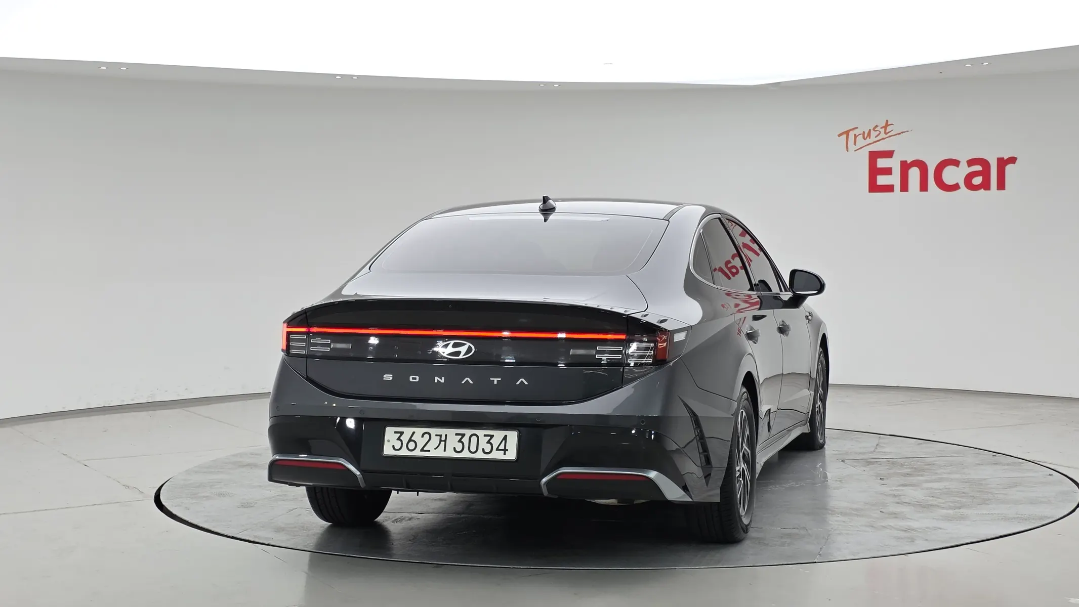 Hyundai (DN8) 2024 3/5