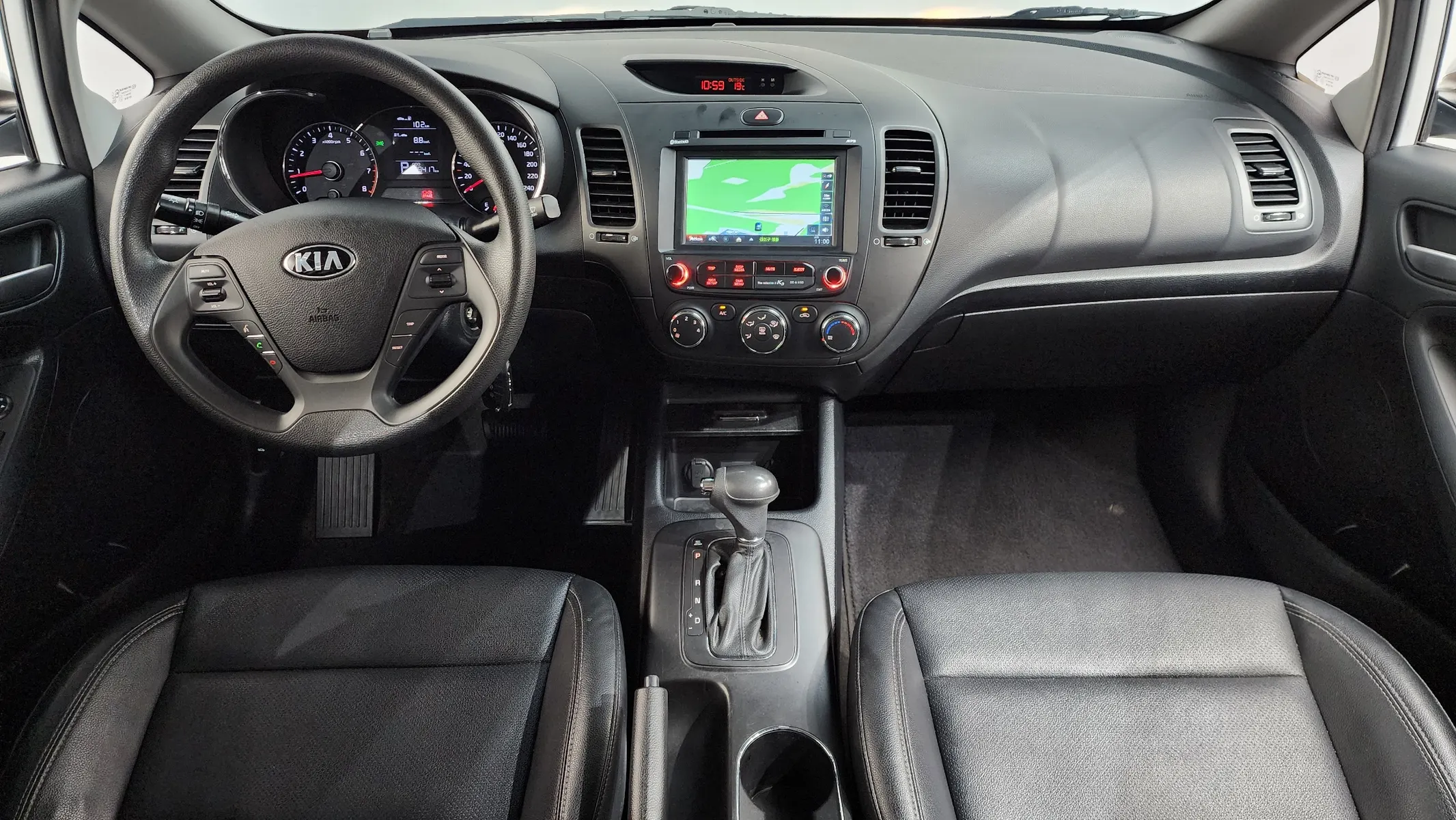 Kia K3 2015 4/5