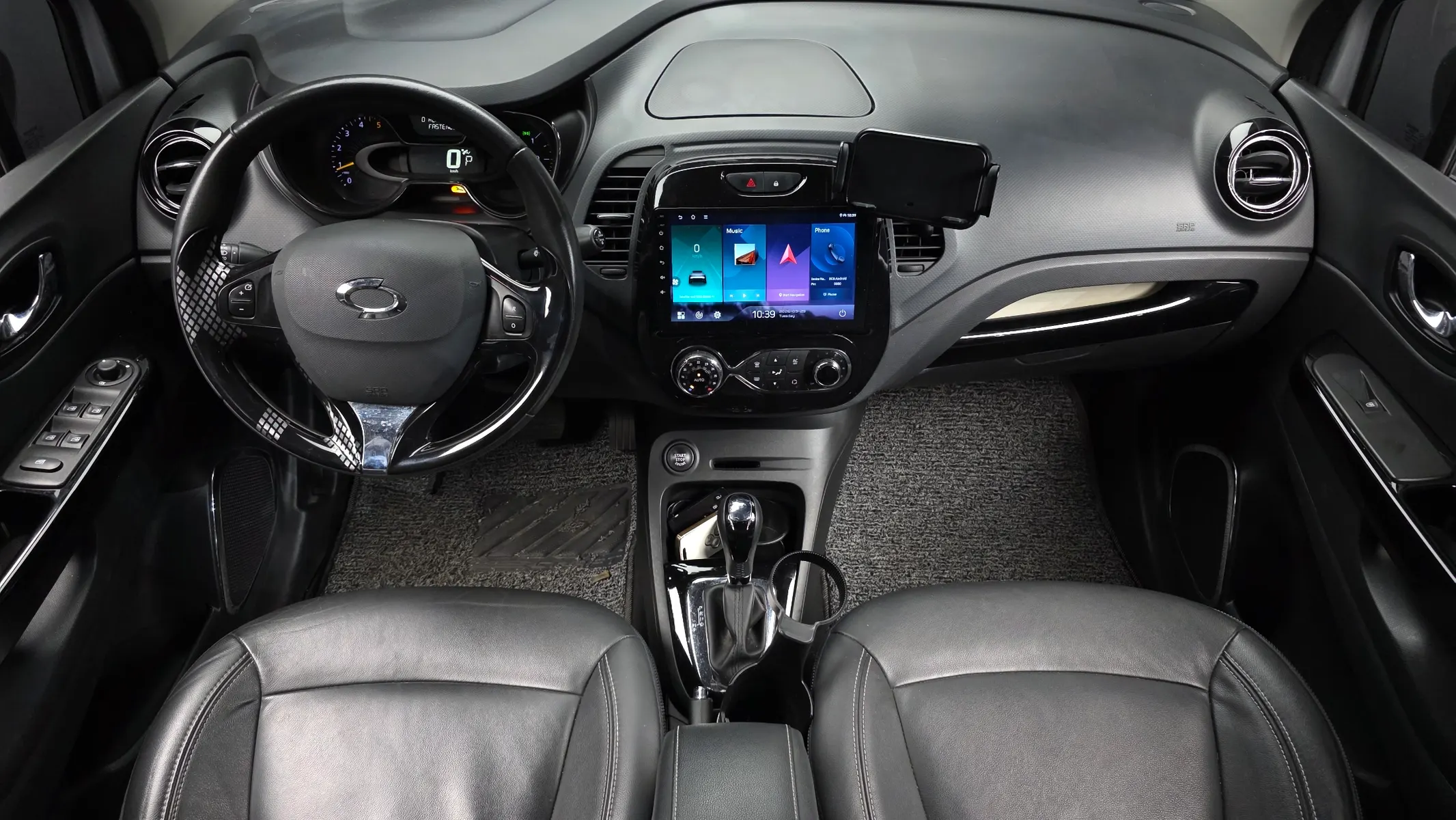 Renault Korea QM3 RE 2015 4/5