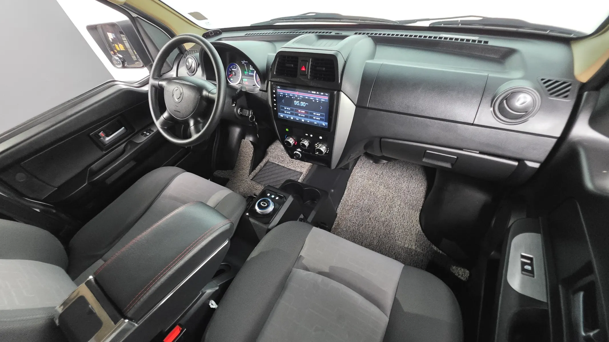 동풍소콘 C35 EV 2 2022 4/5