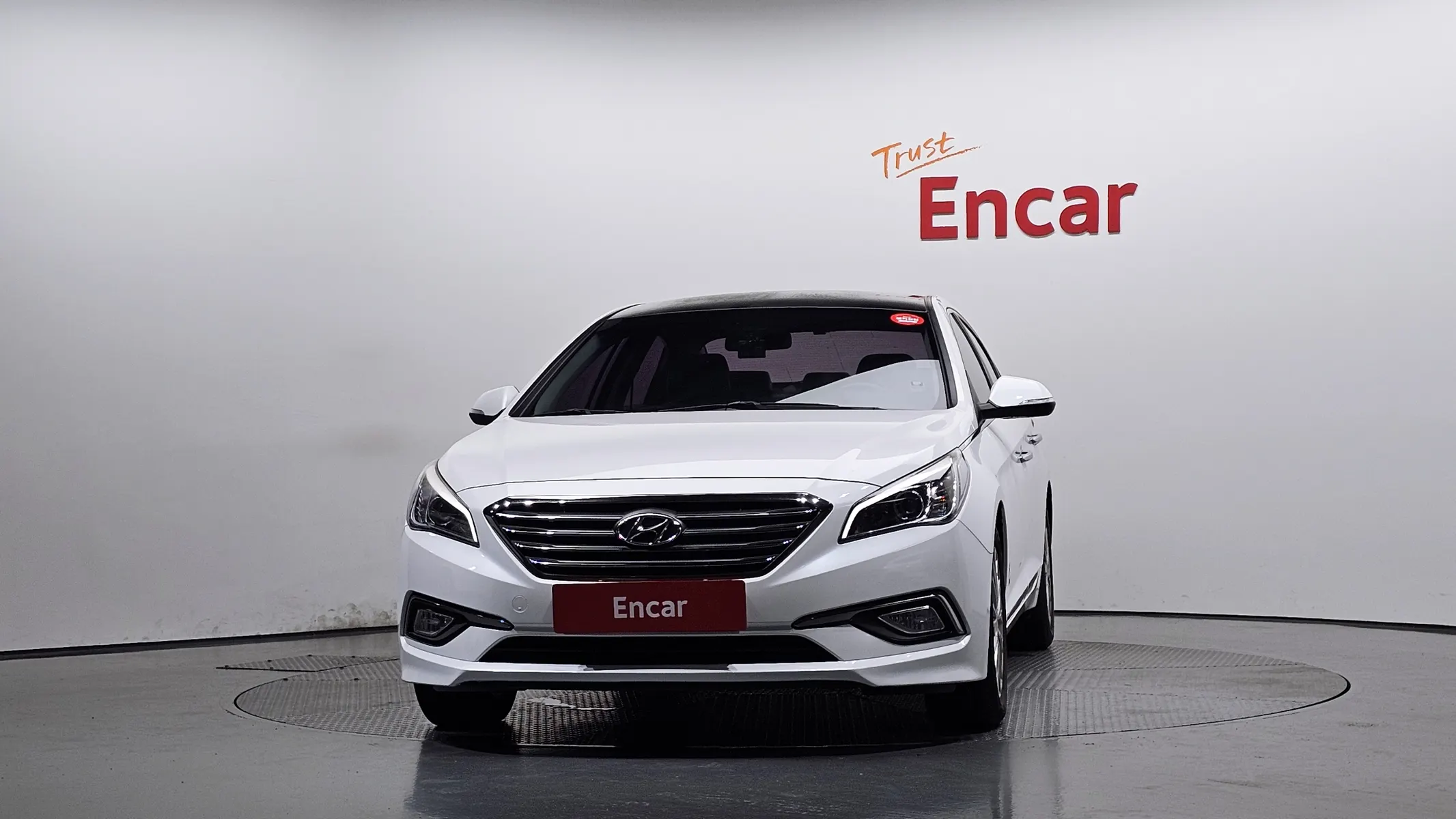Hyundai LF 2.0 2015 2/5