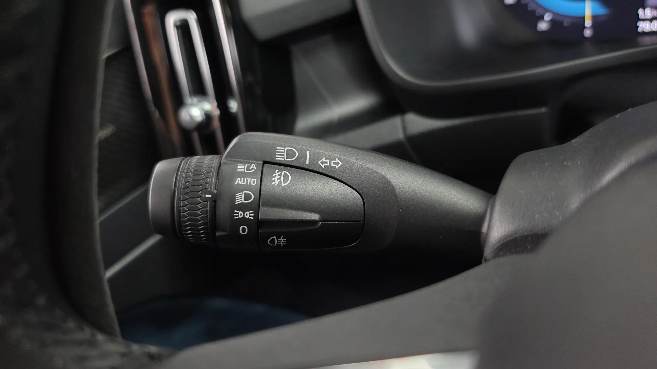 Volvo C40 2022 36/37