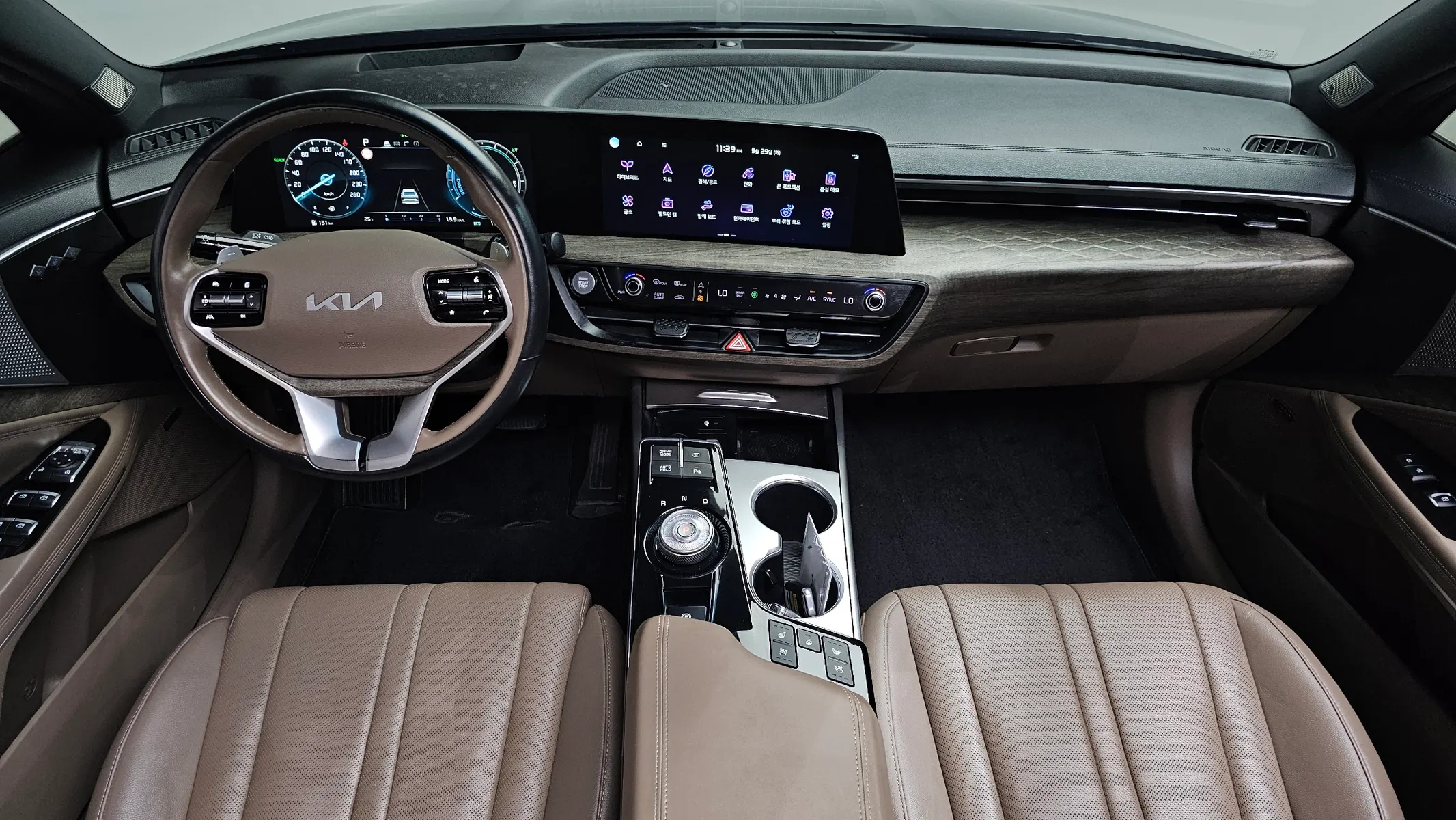 Kia K8 2022 4/5
