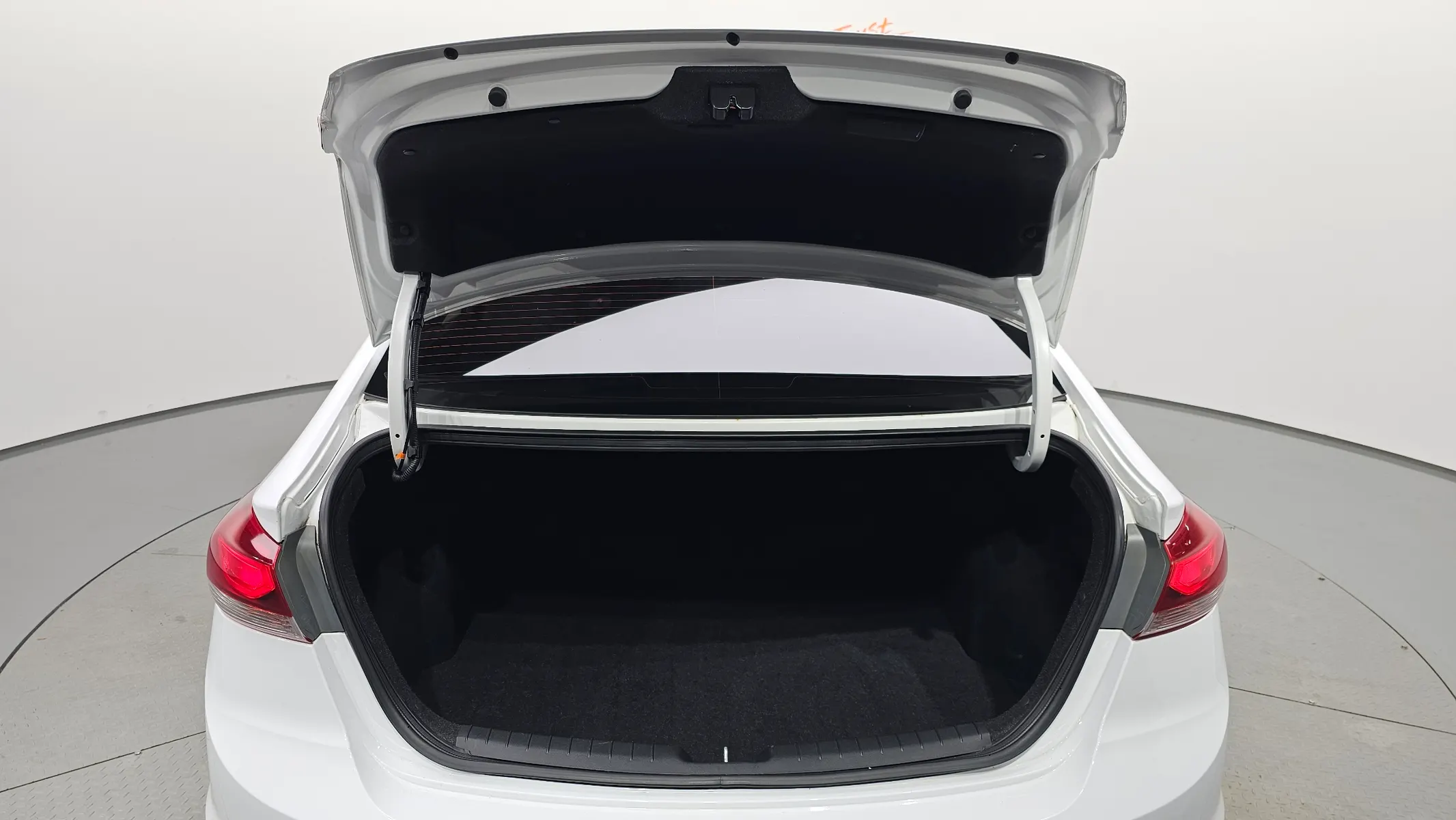 Hyundai AD 1.6 GDI 2018 31/32