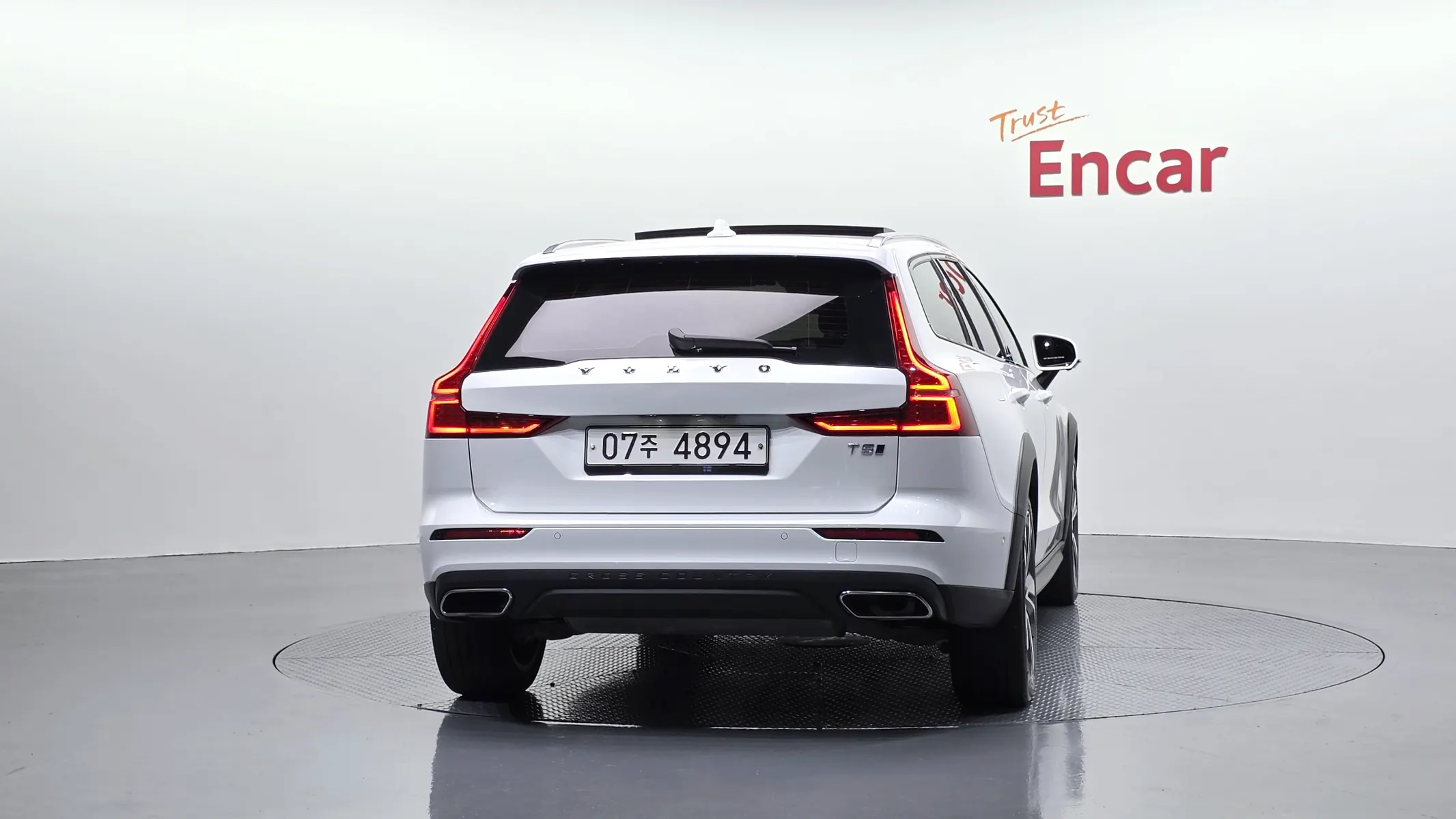 Volvo V60 2 T5 AWD 2019 3/5