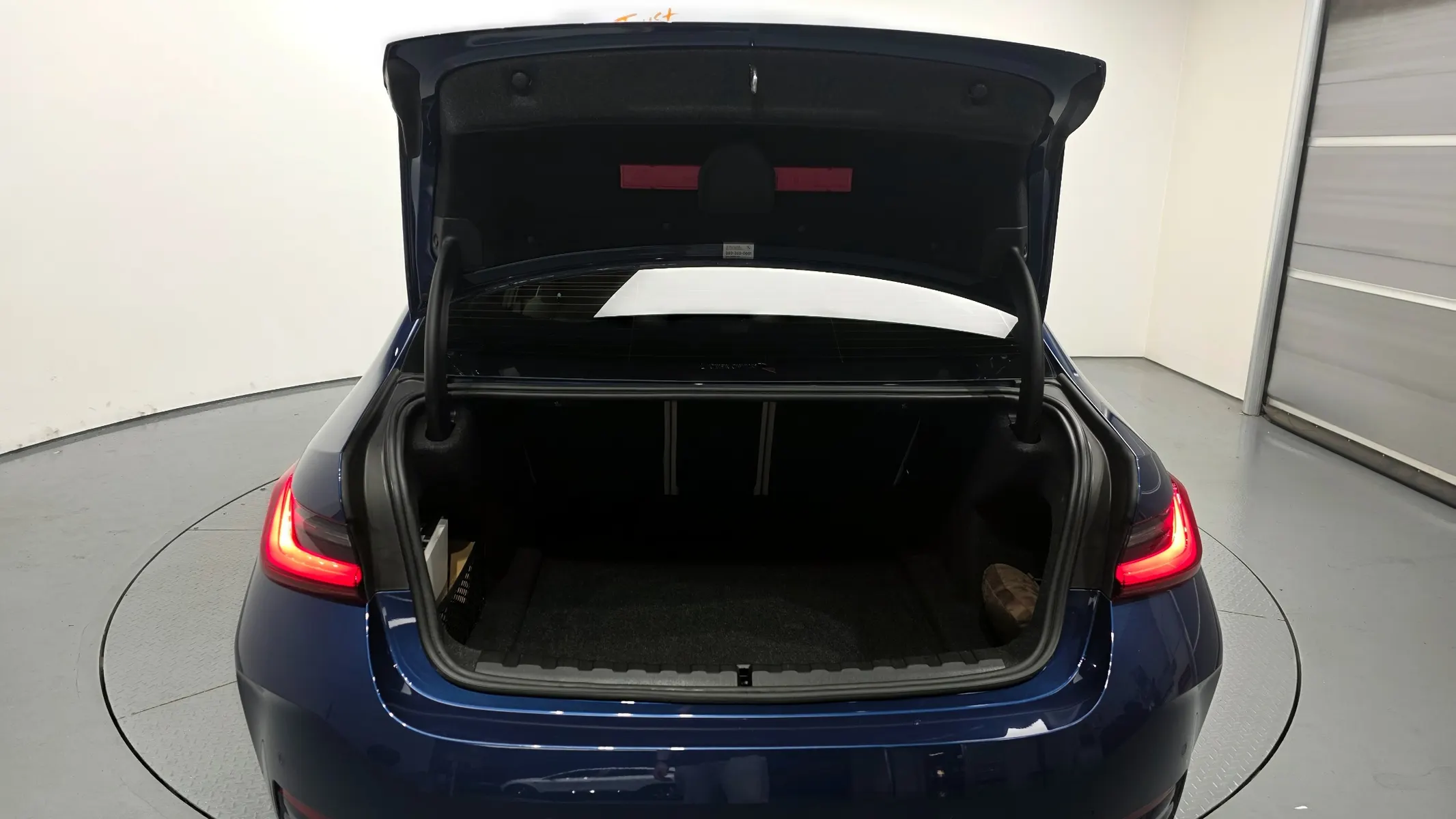 BMW 3 Series (G20) 320i 2023 20/21