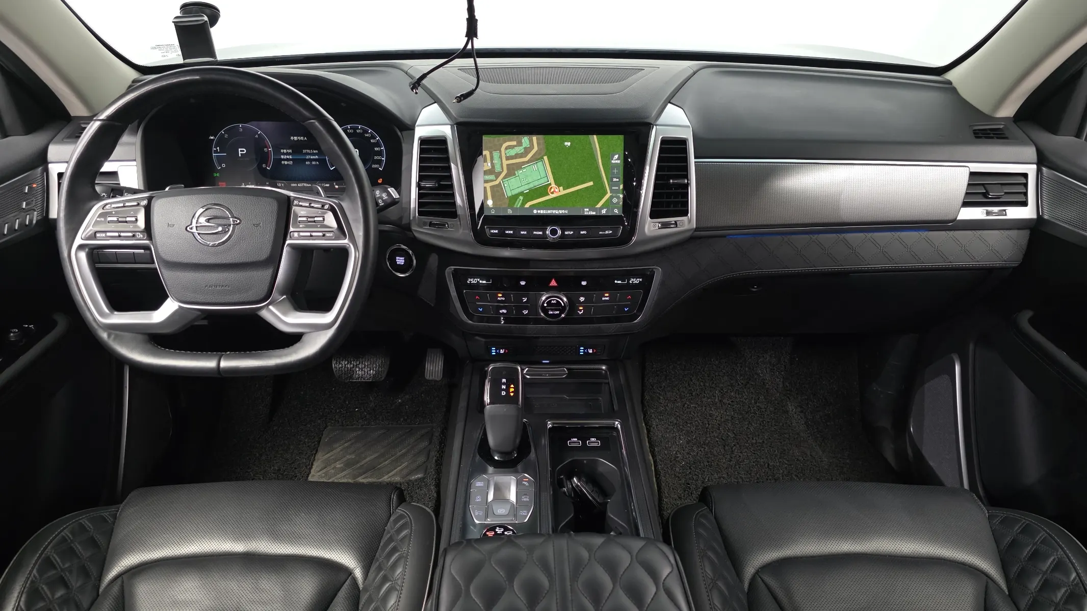 KG Mobility 렉스턴 2.2 4WD 2021 4/5