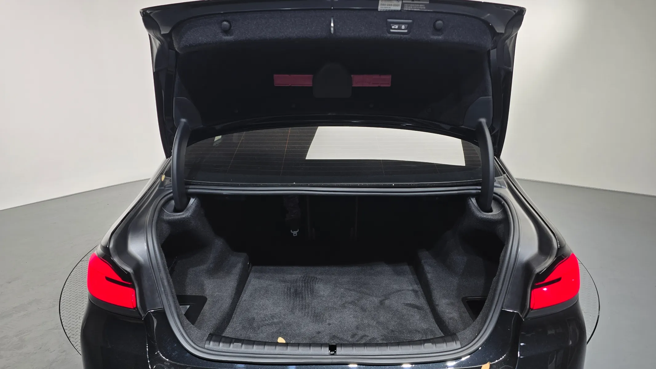BMW 5 Series (G30) 520i 2022 20/21