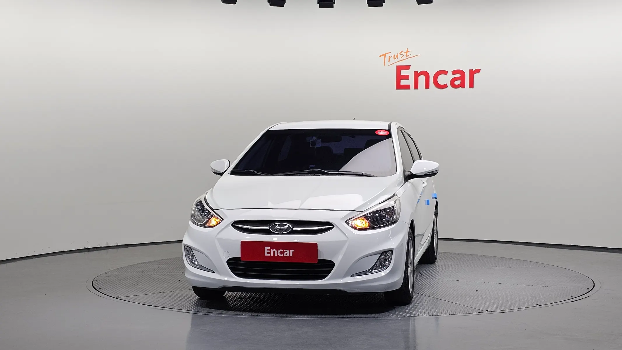 Hyundai () 1.4 VVT 2016 2/5