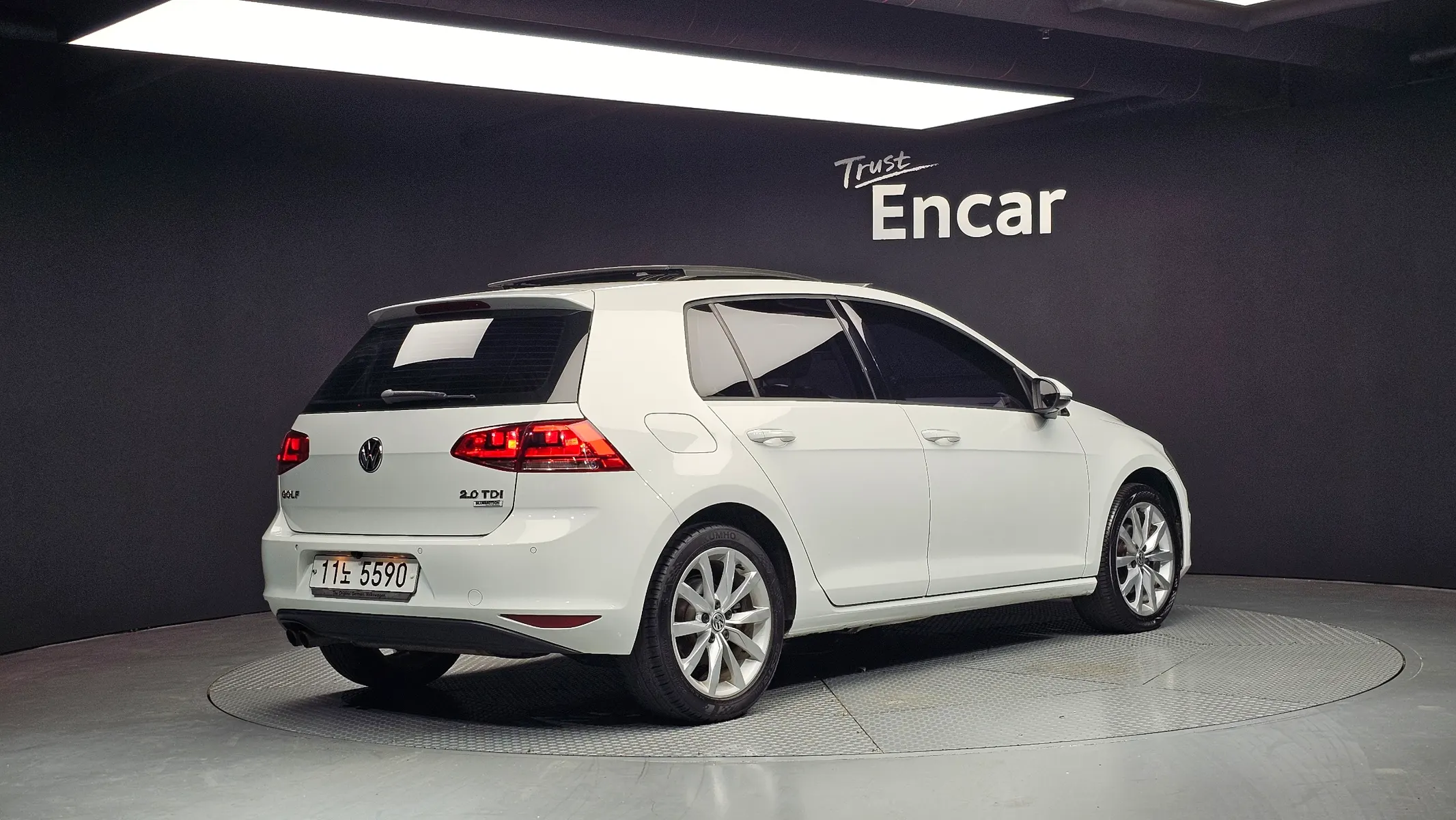 Volkswagen 7 2.0 TDI 2015 2/21