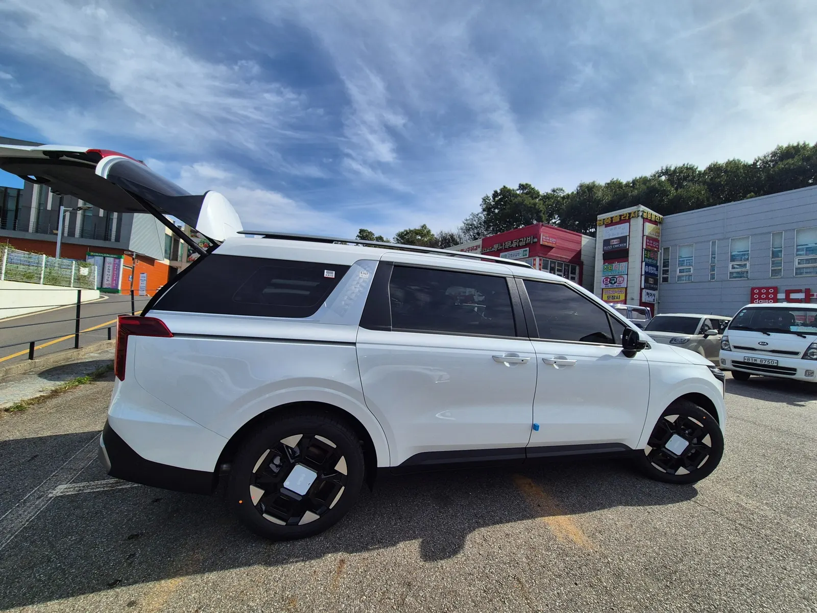 Kia 4 HEV 9 2025 3/5