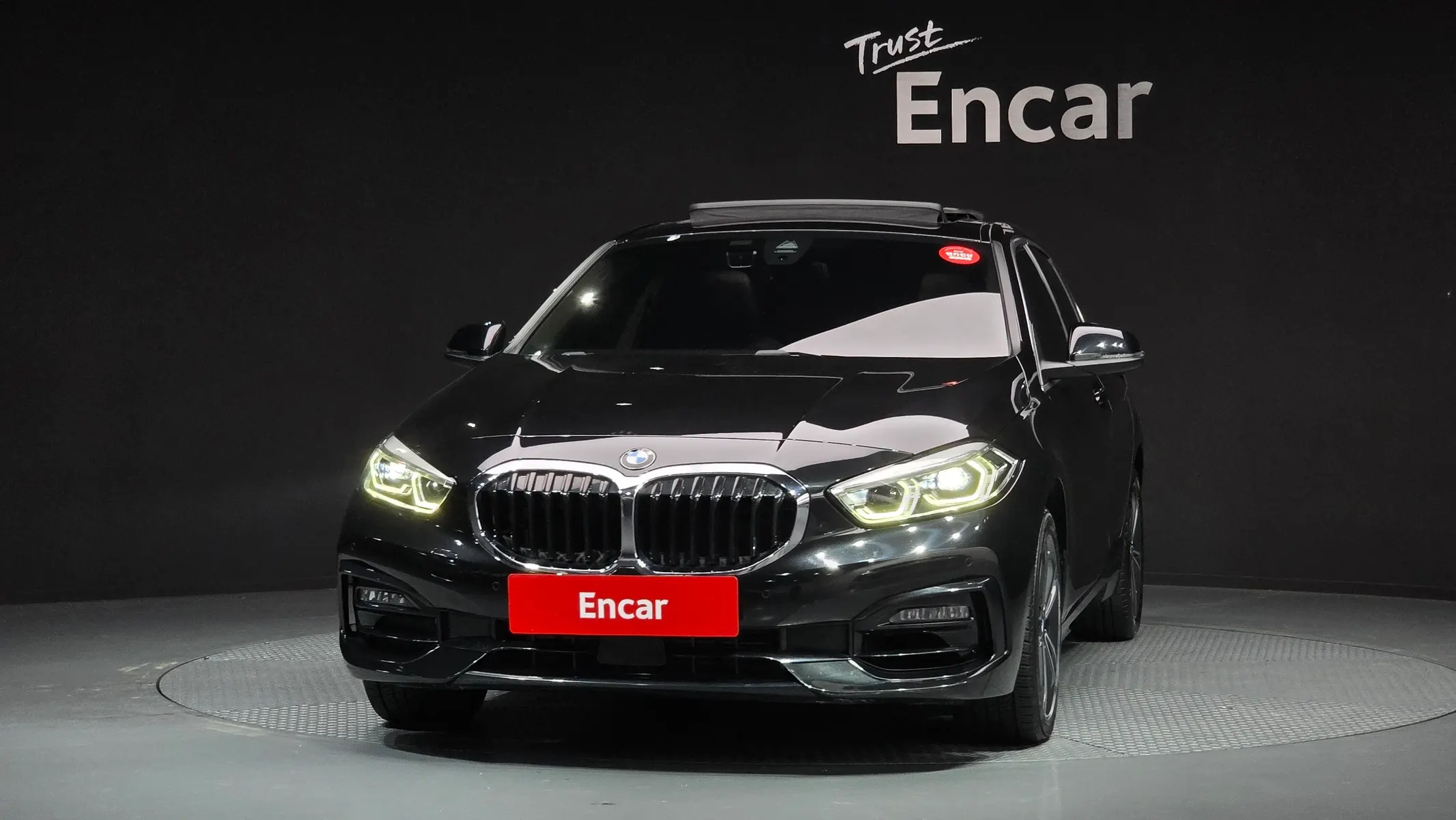BMW 1 Series (F40) 120i 2022 3/21