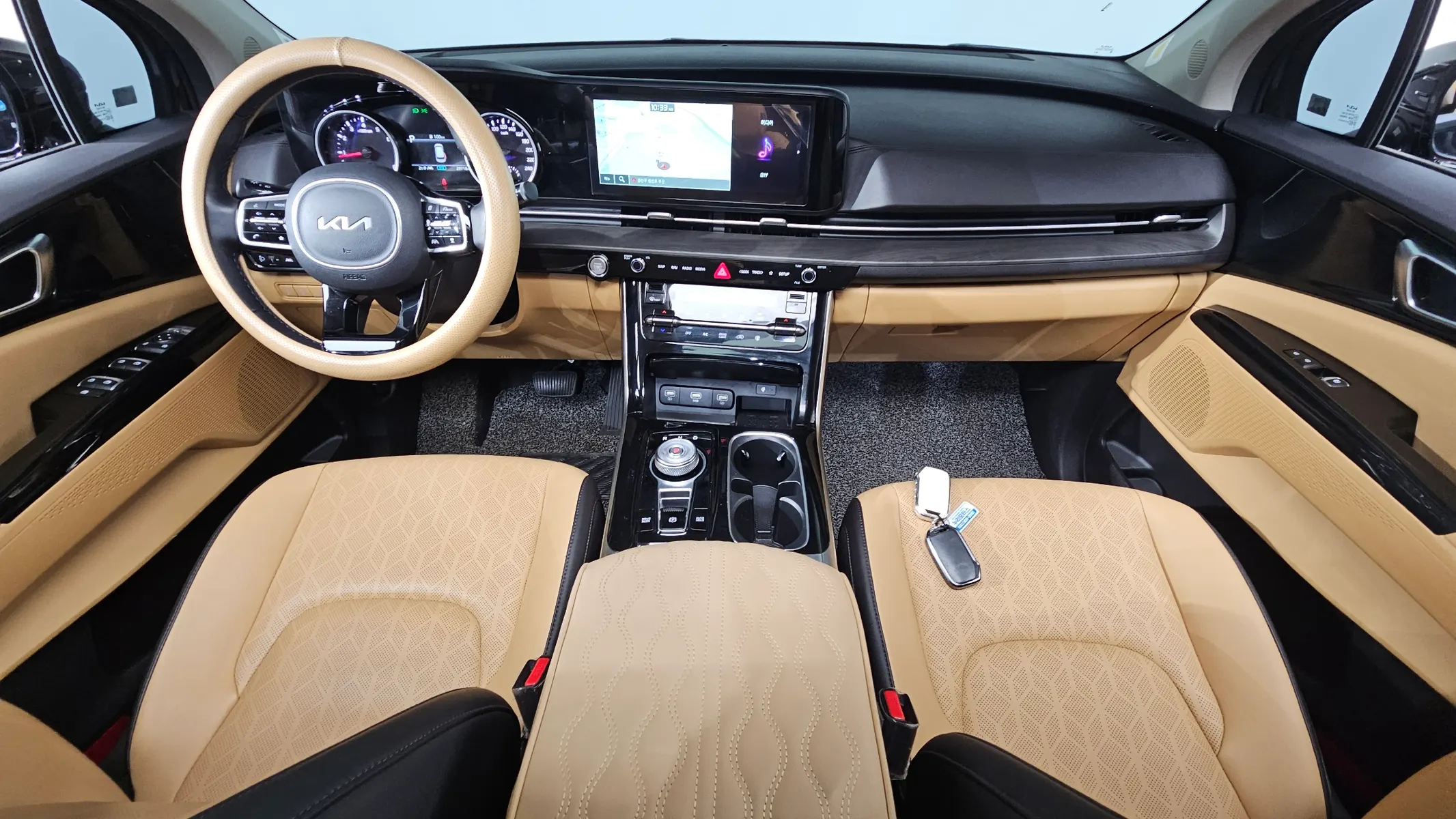 Kia Carnival 9 2022 4/5