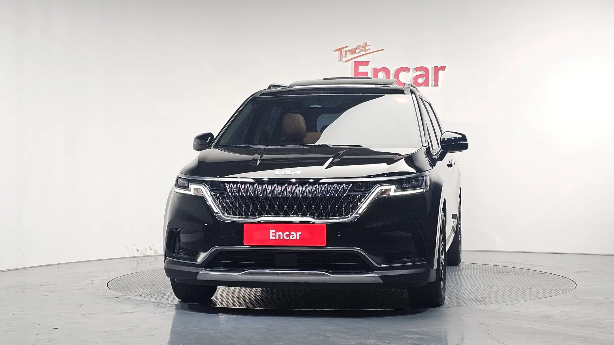 Kia Carnival 9 2022 2/5
