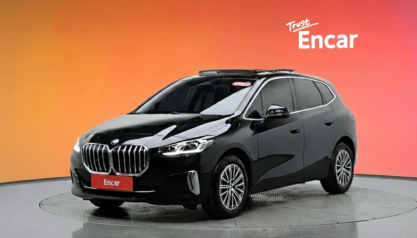BMW 2 Series Tourer (U06) 220i 2023 21/22