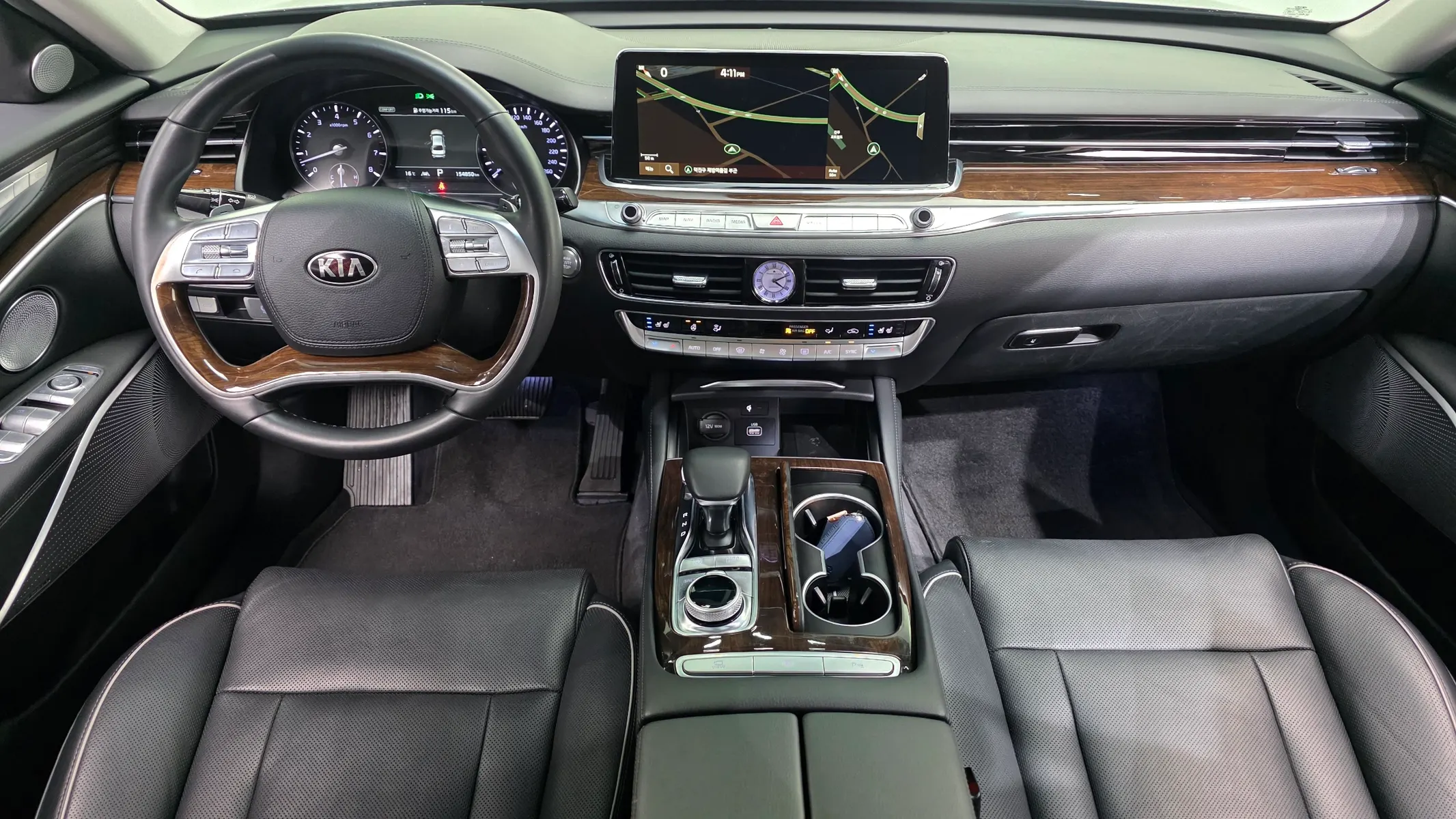 Kia K9 3.8 GDI AWD 2020 4/5