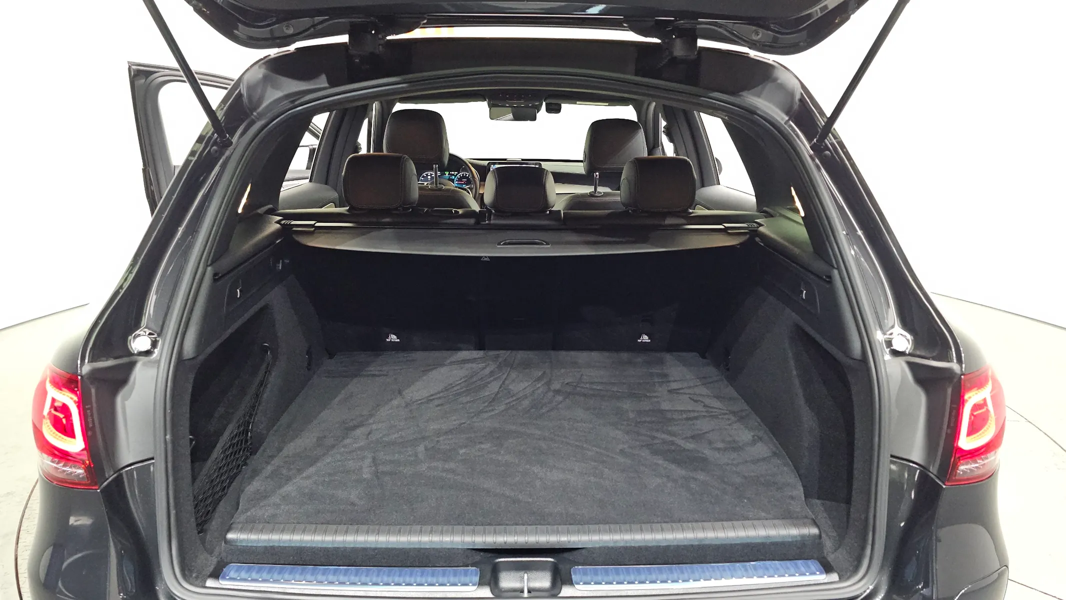 Mercedes-Benz GLC-Class X253 GLC300e 4MATIC 2022 20/21