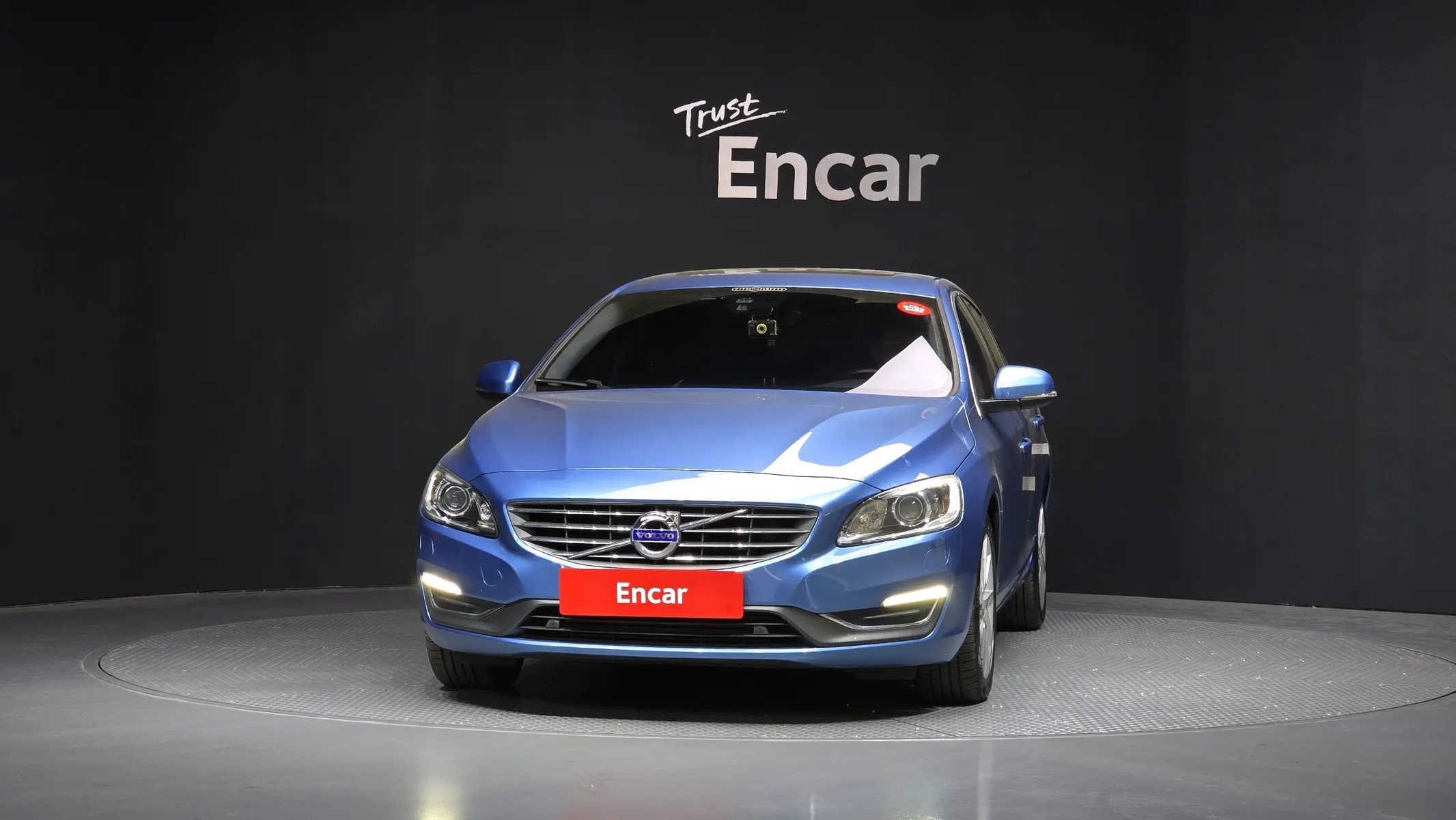 Volvo S60 D2 2015 2/4