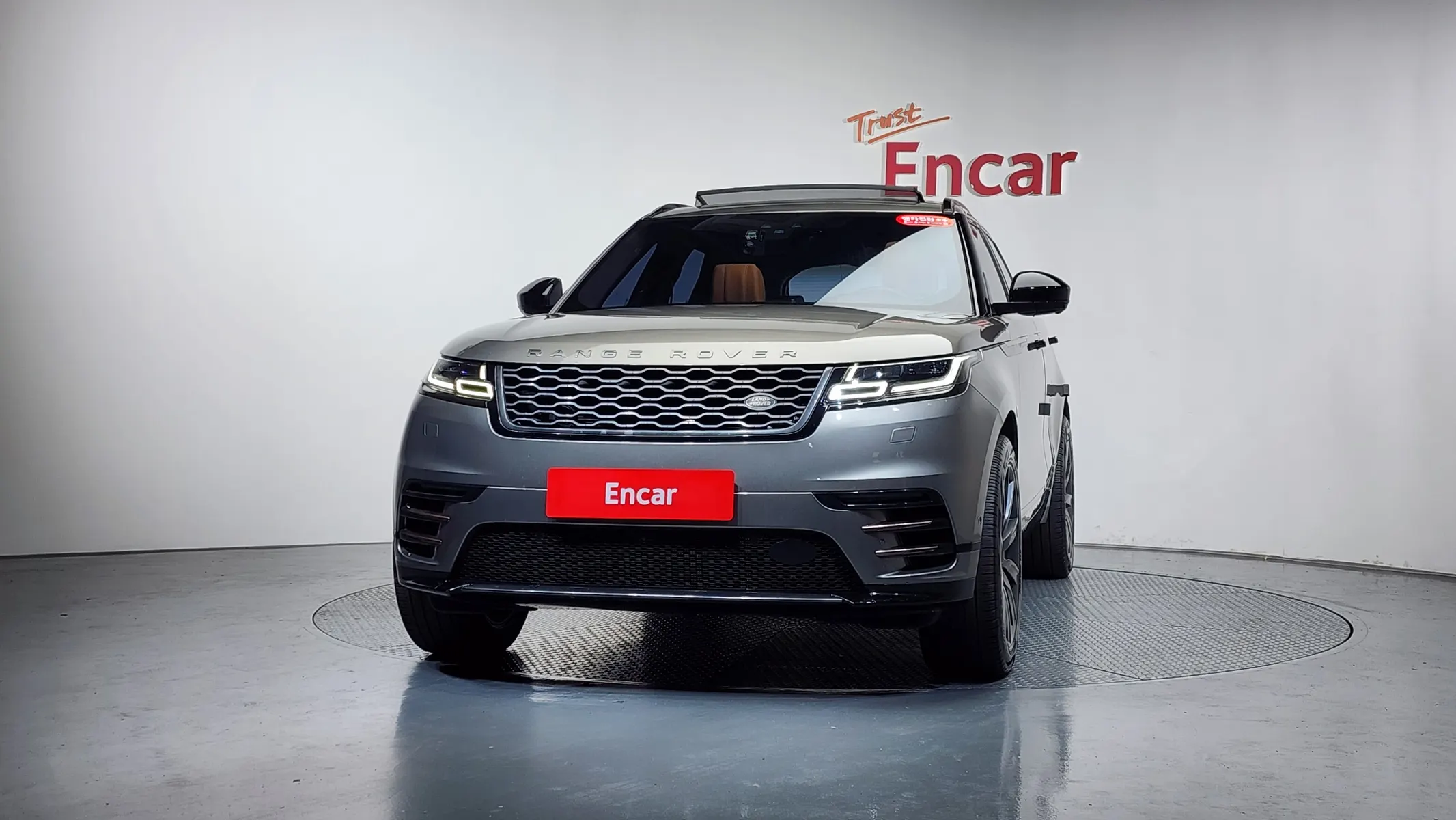 Land Rover 레인지로버 벨라 3.0 D300 R- HSE 2019 3/37