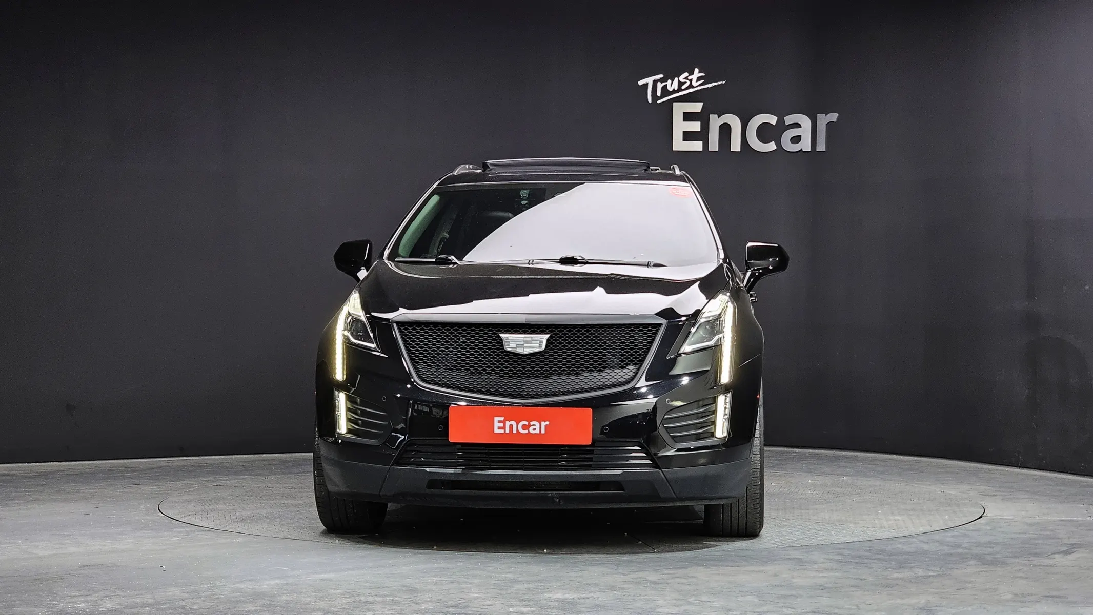 Cadillac XT5 3.6 AWD 2019 2/5