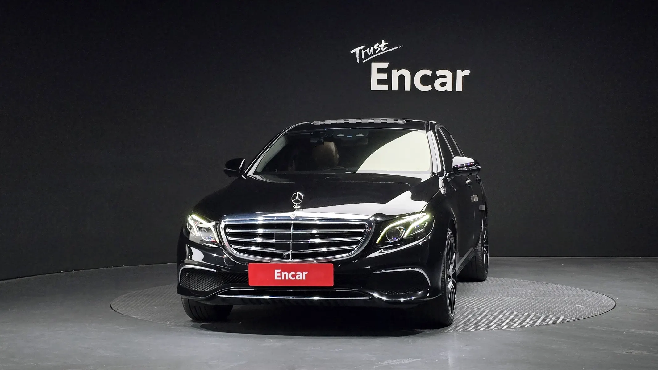 Mercedes-Benz E-Class W213 E300 4MATIC 2018 3/21