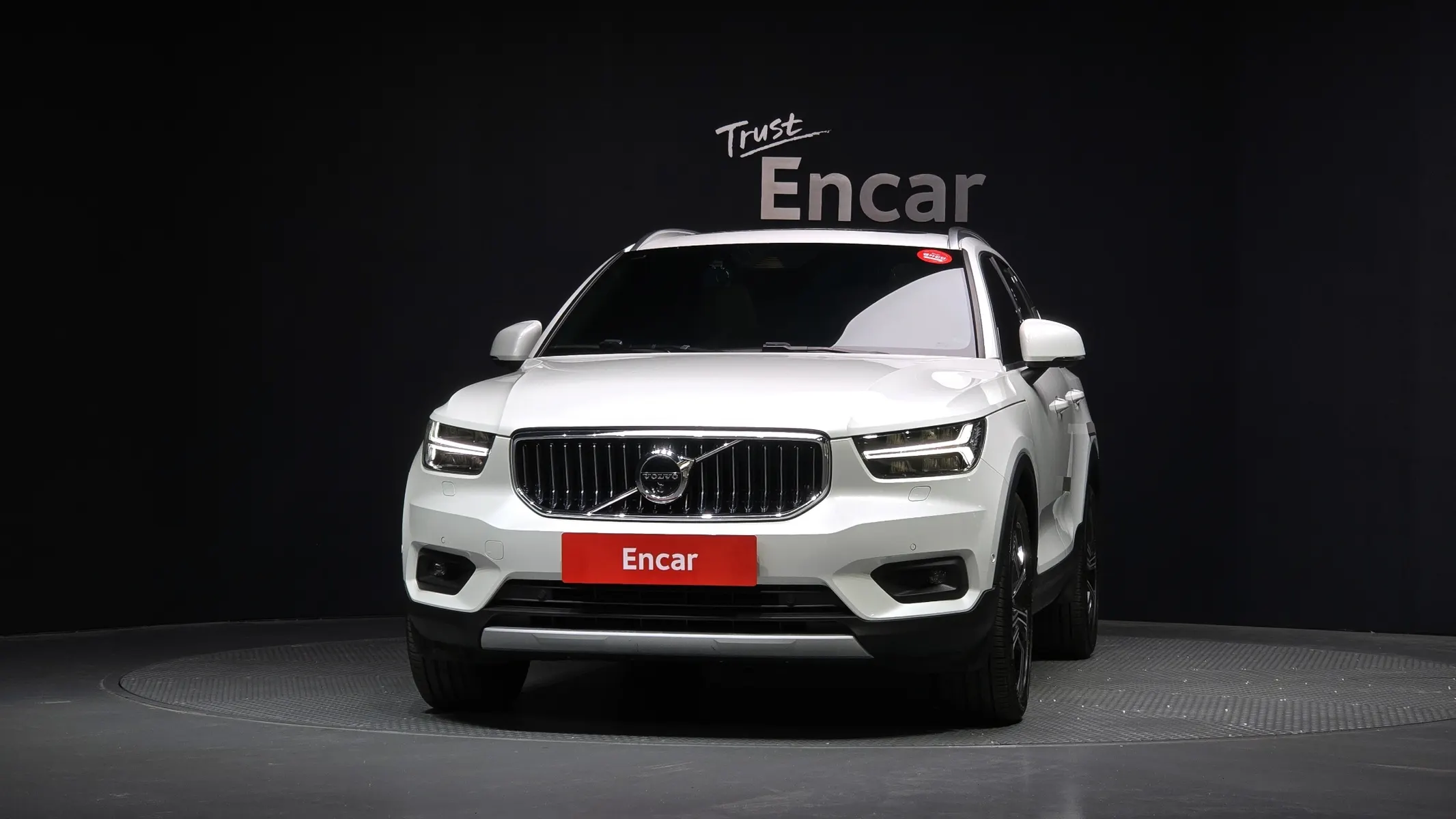 Volvo XC40 T4 2020 2/5