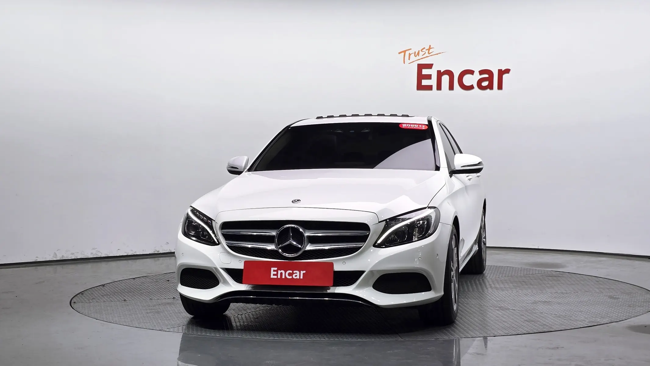 Mercedes-Benz C-Class W205 C200 2018 2/32